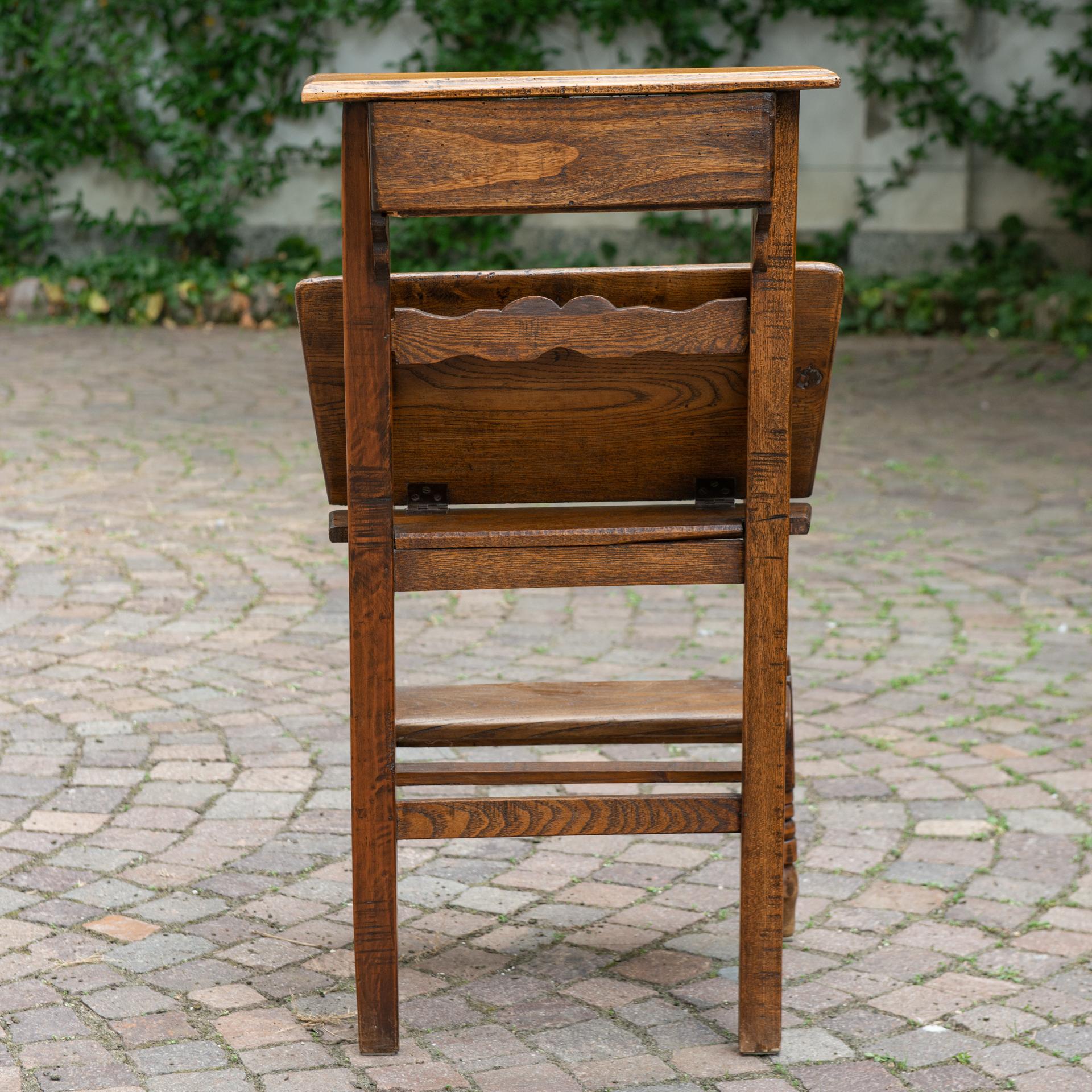 Set of Antique Kneeling Chairs from Italy In Excellent Condition For Sale In Alessandria, Piemonte