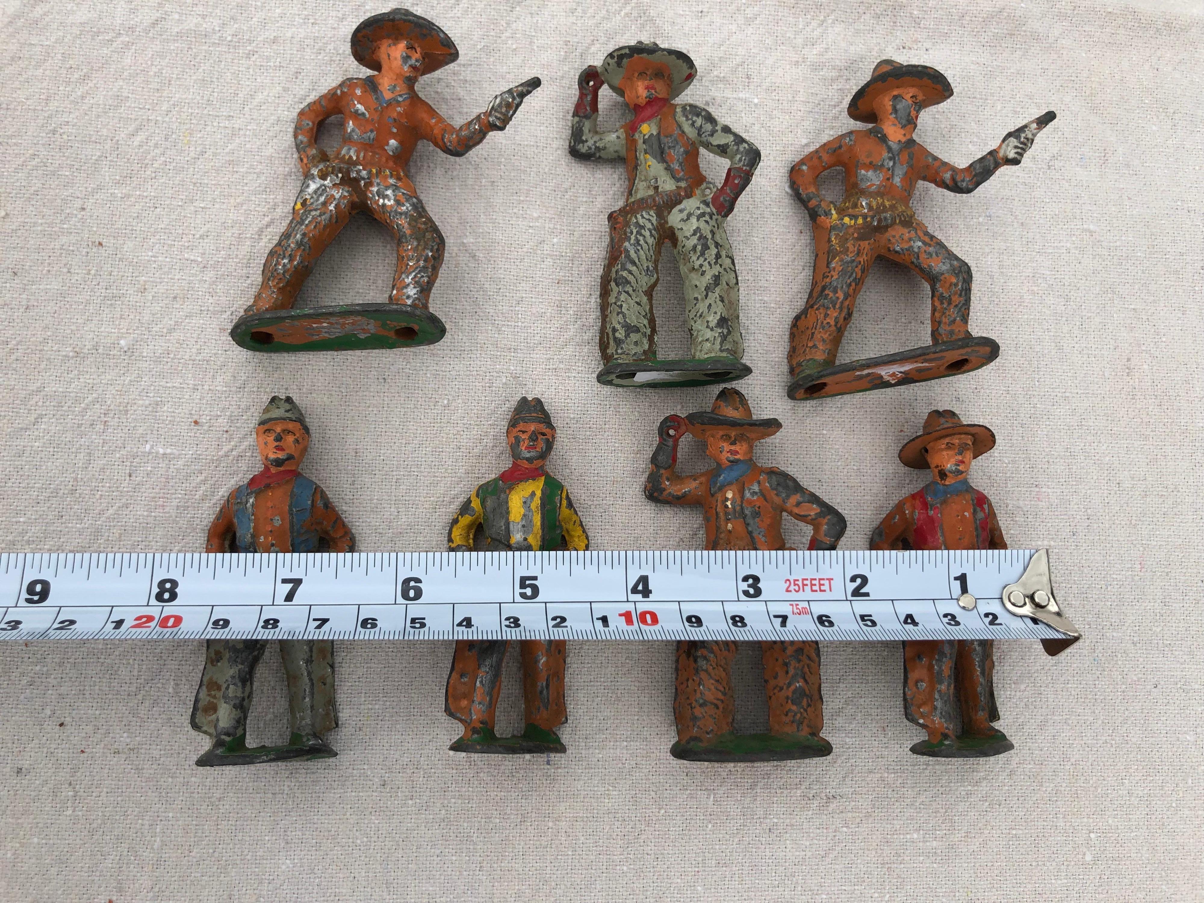 Sold-Set of Antique Lead Toy Cowboys, circa 1950 In Good Condition In Redding, CT