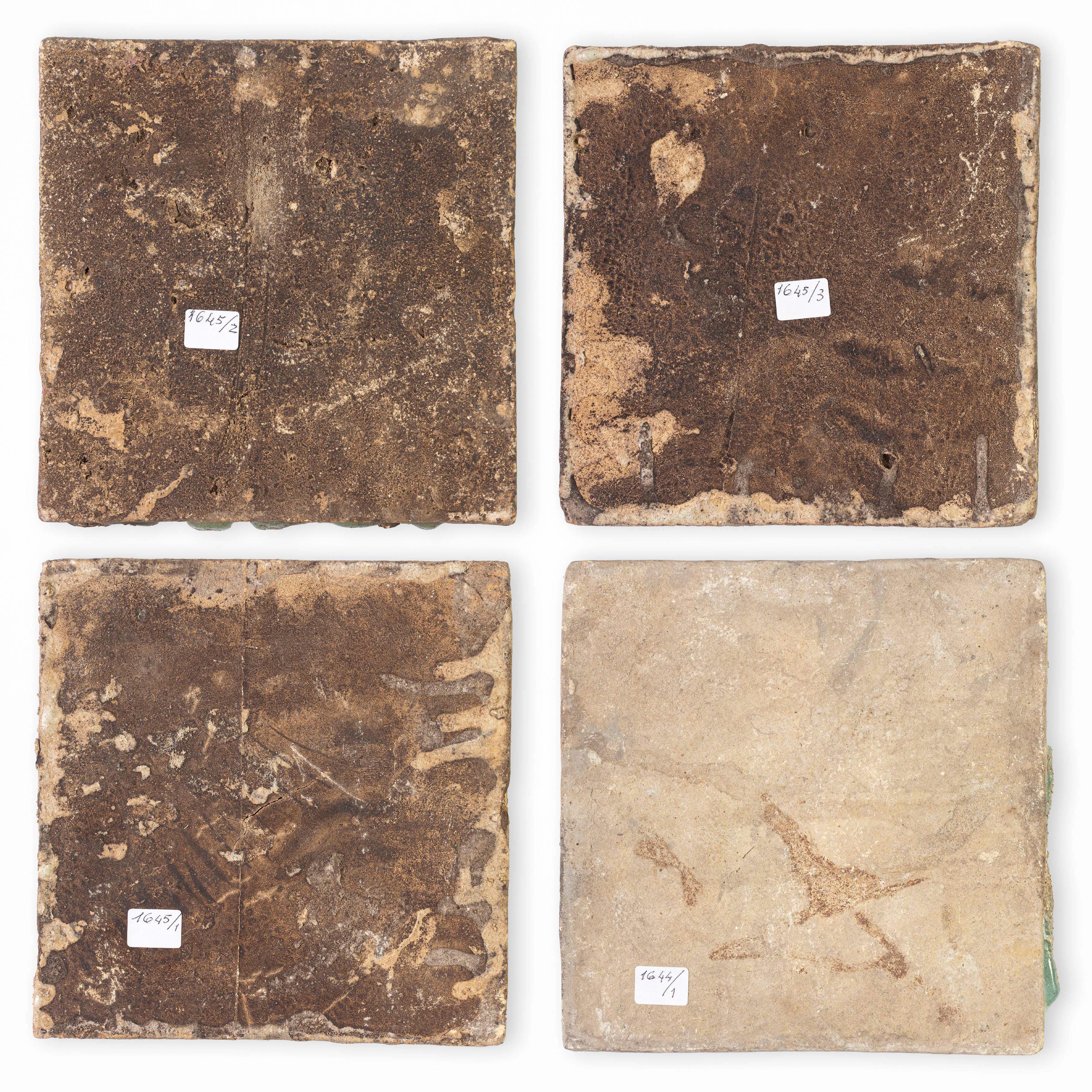 20ième siècle Ensemble de carreaux orientaux anciens en vente