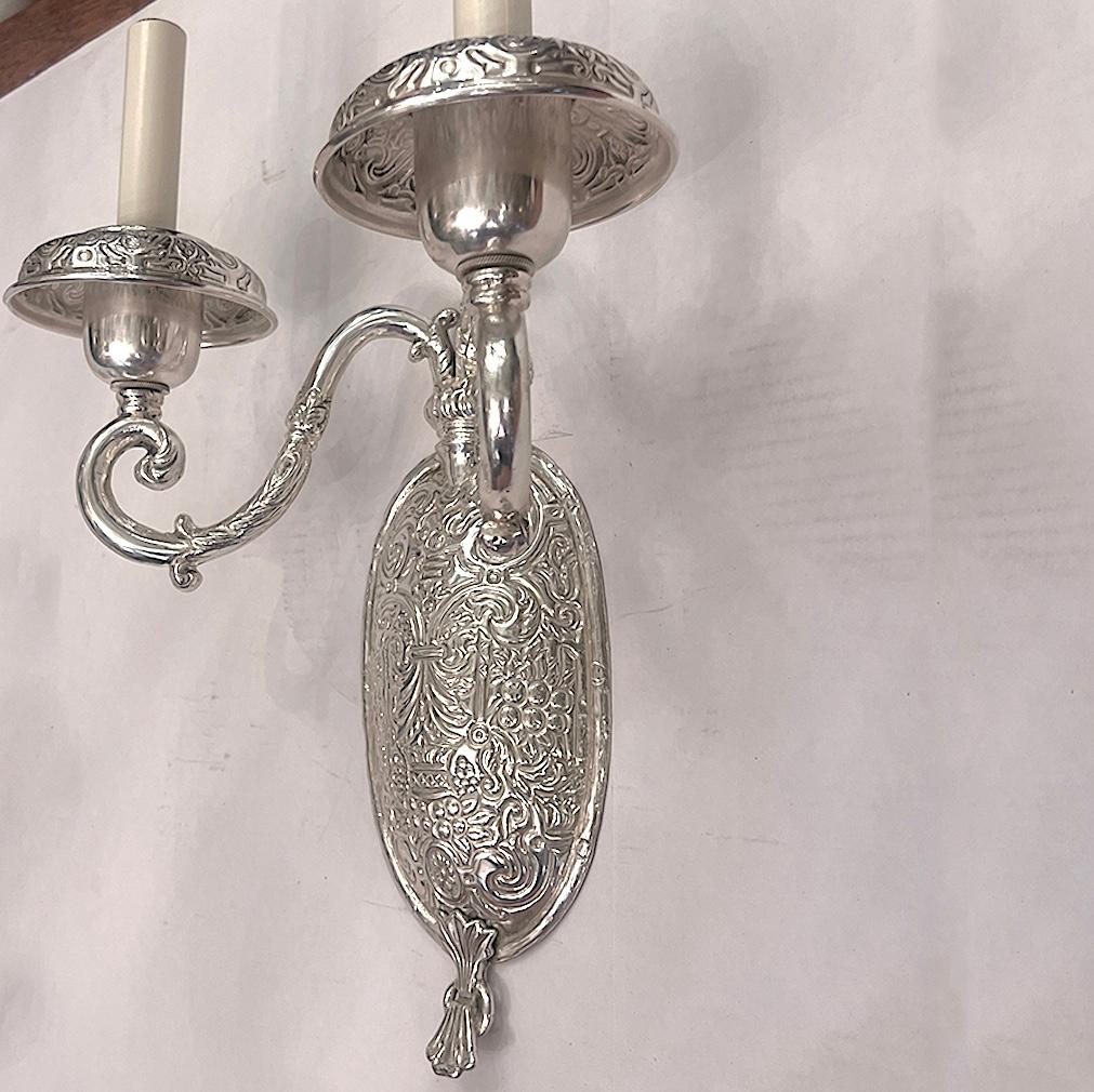 Americano Set di lampade da sole placcate in argento antico, vendute a coppia in vendita