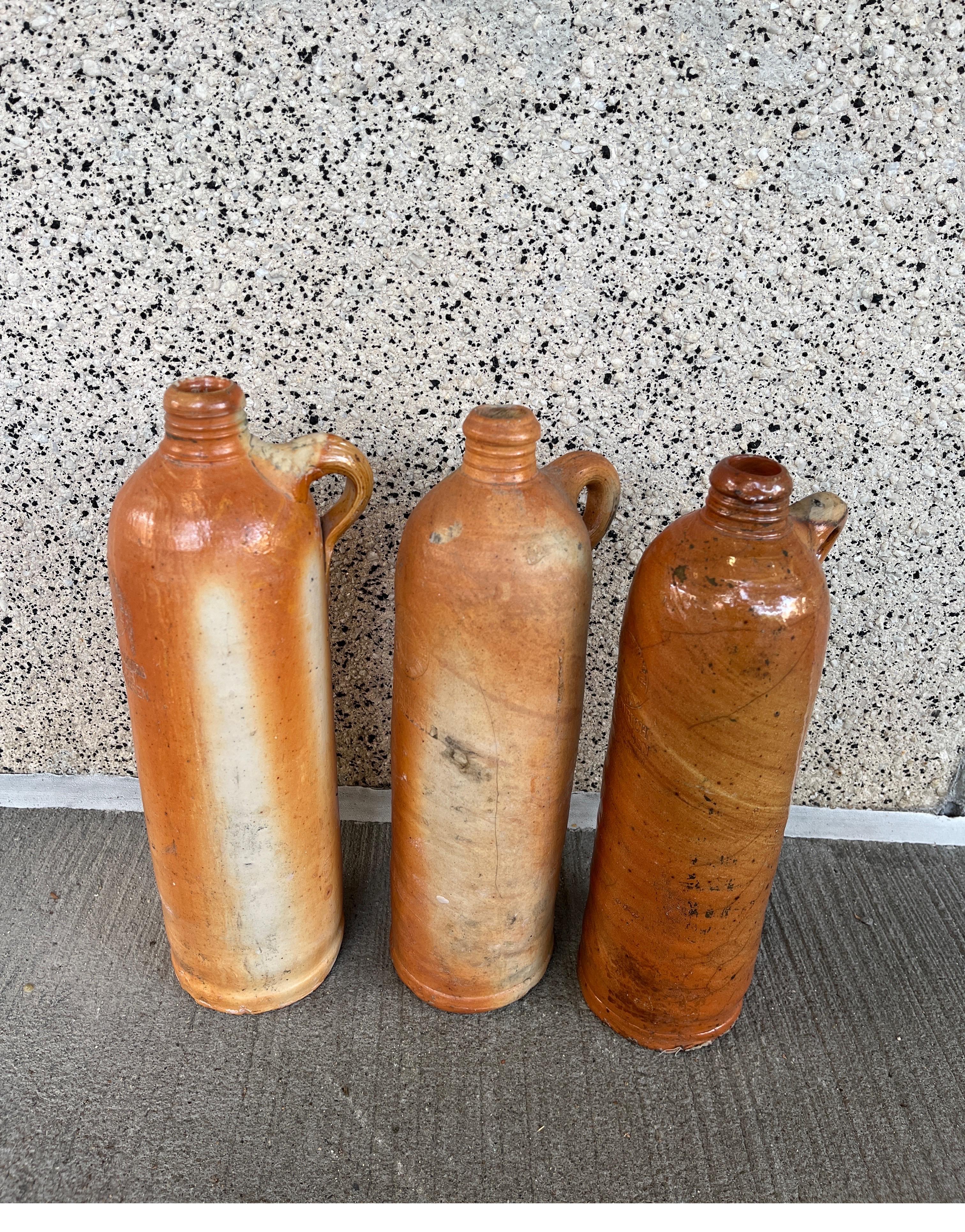 Set antiker Ginflaschen aus Steingut aus Steingut im Angebot 6