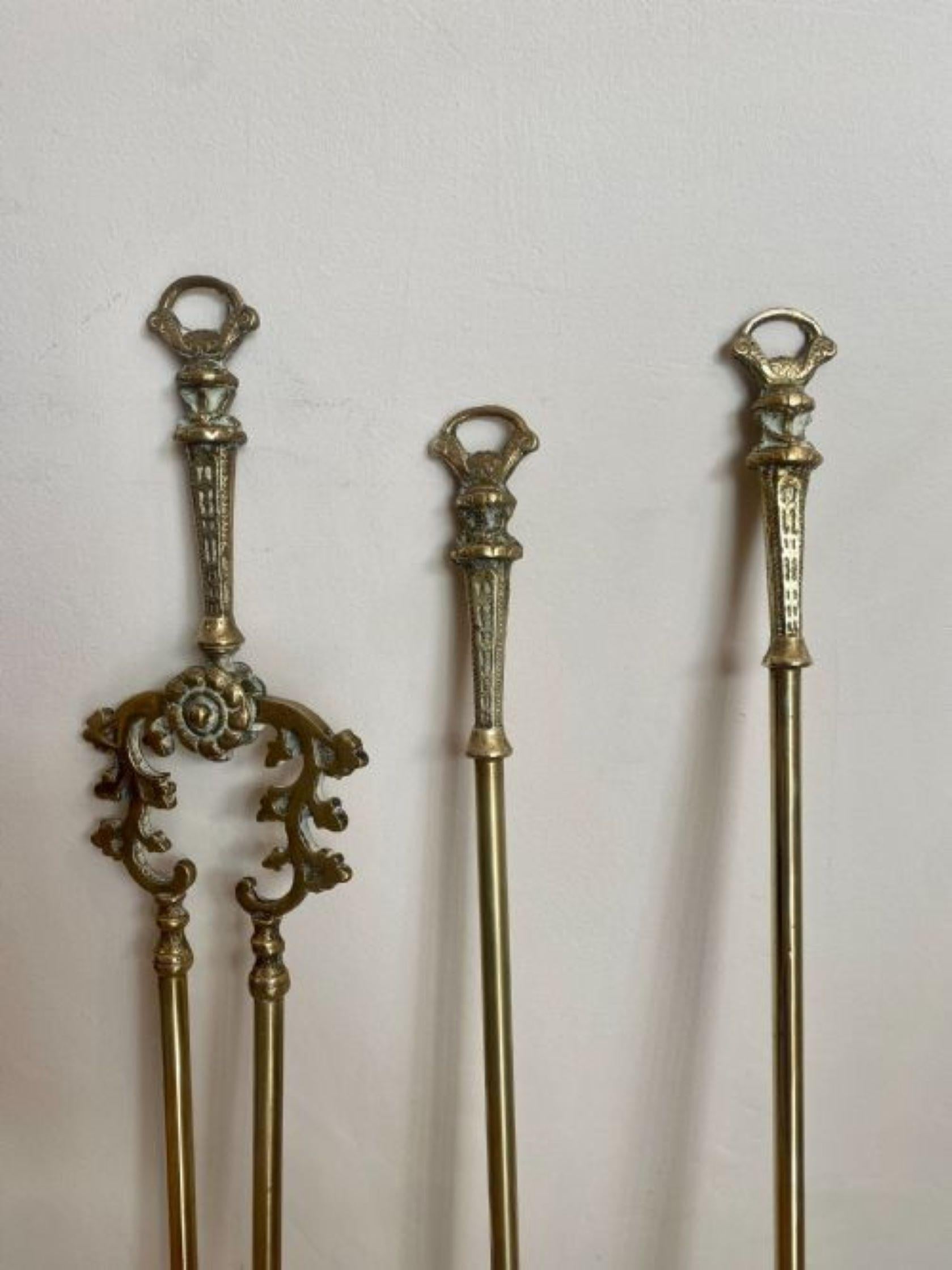 19th Century Set Of Antique Victorian Quality Ornate Brass Fire Irons For Sale