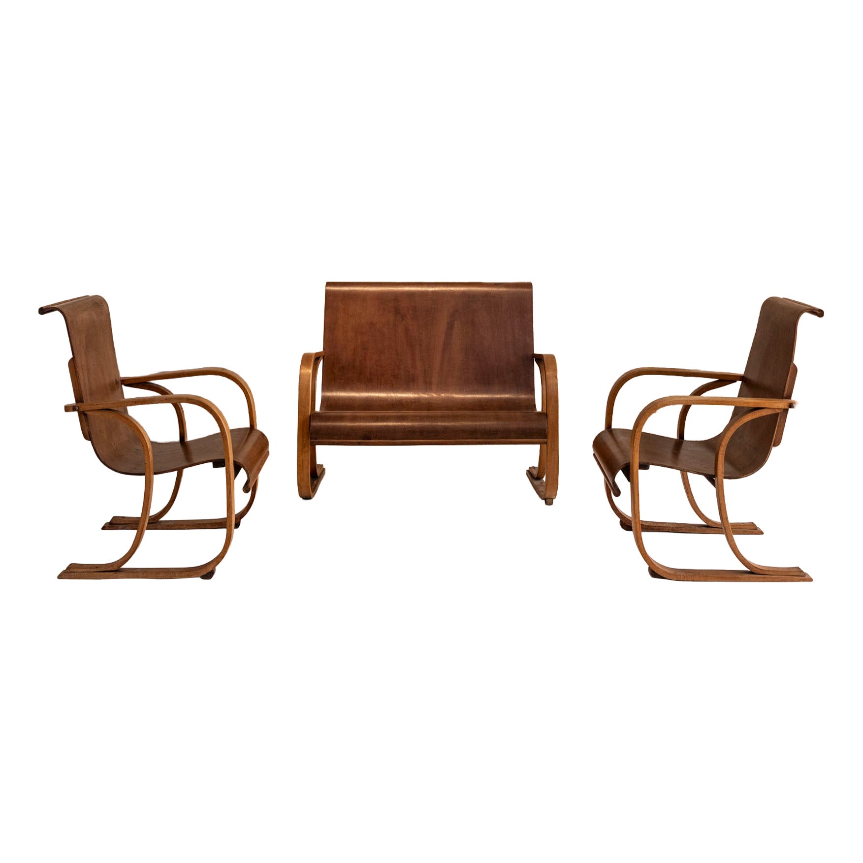 Ensemble de fauteuils et canapé assorti attribués à Alvar Aalto, Finlande, années 1930