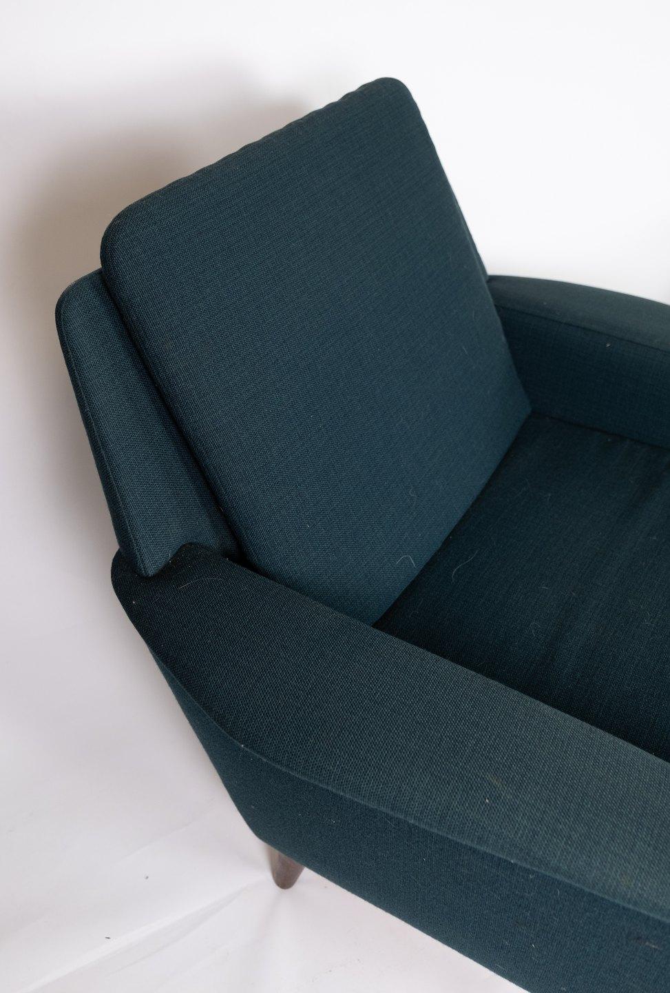 Mid-Century Modern Set Of 2 Armchairs Made In Dark Turquoise Wool By Fritz Hansen From 1960s For Sale