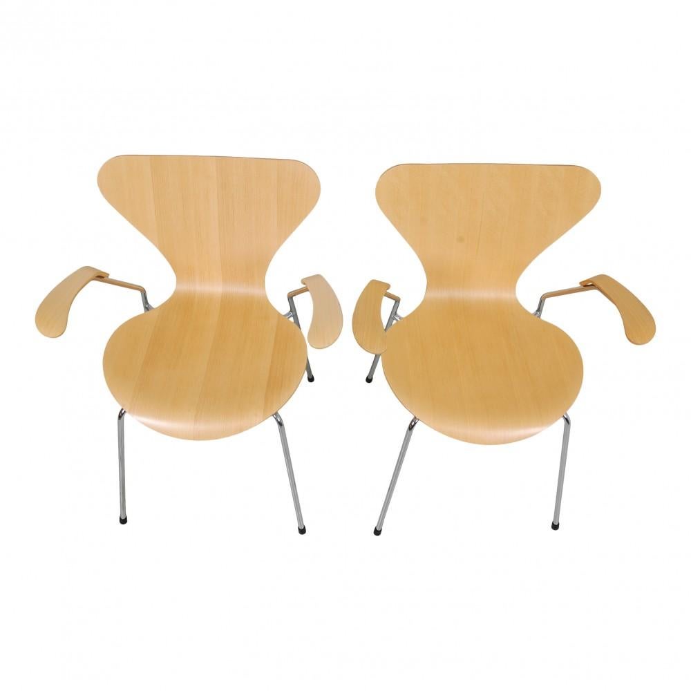 Danish Set of Arne Jacobsen Seven Armchairs in Beech '6' For Sale