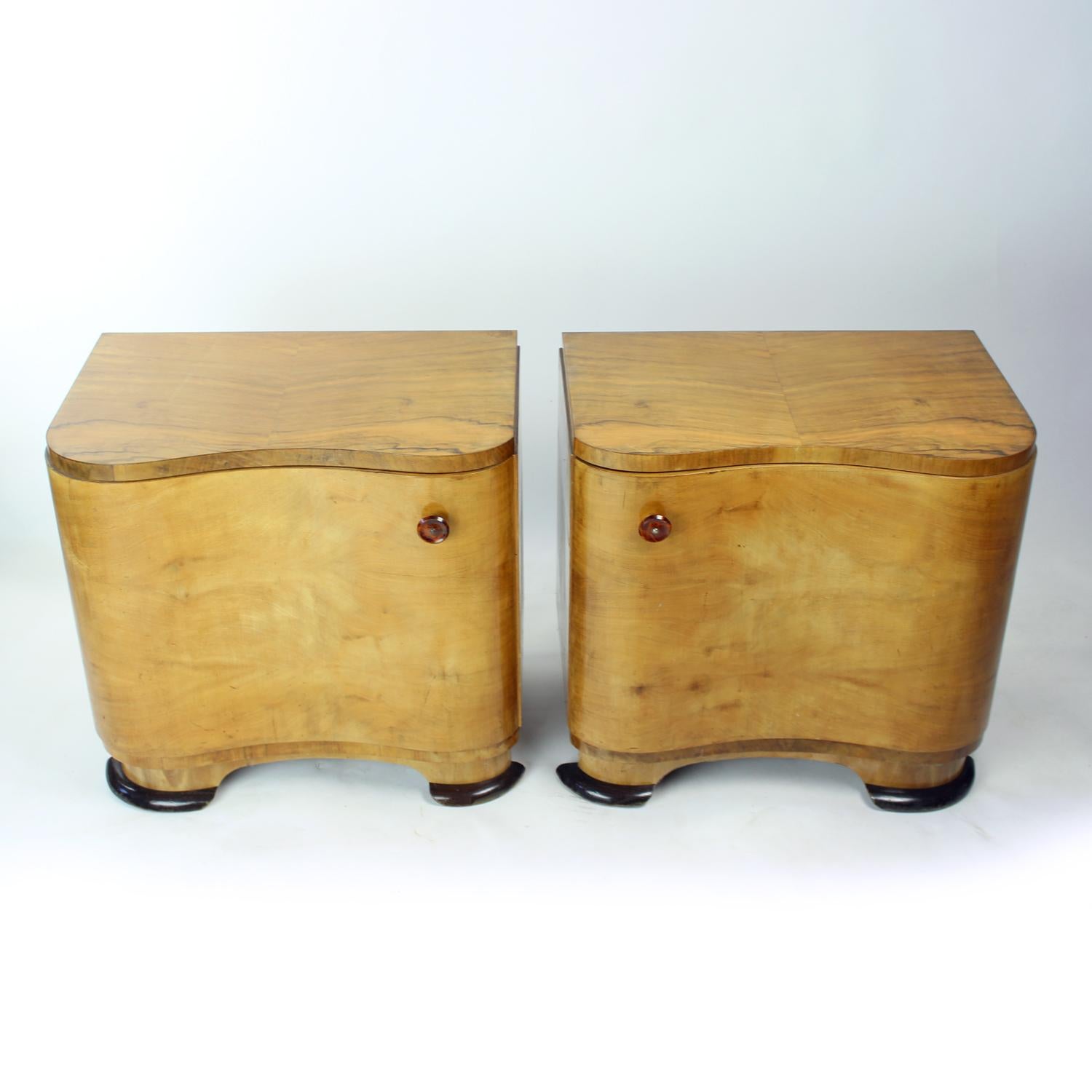 Mid-20th Century Set Of Art Deco Bedside Tables In Walnut, Czechoslovakia 1940s