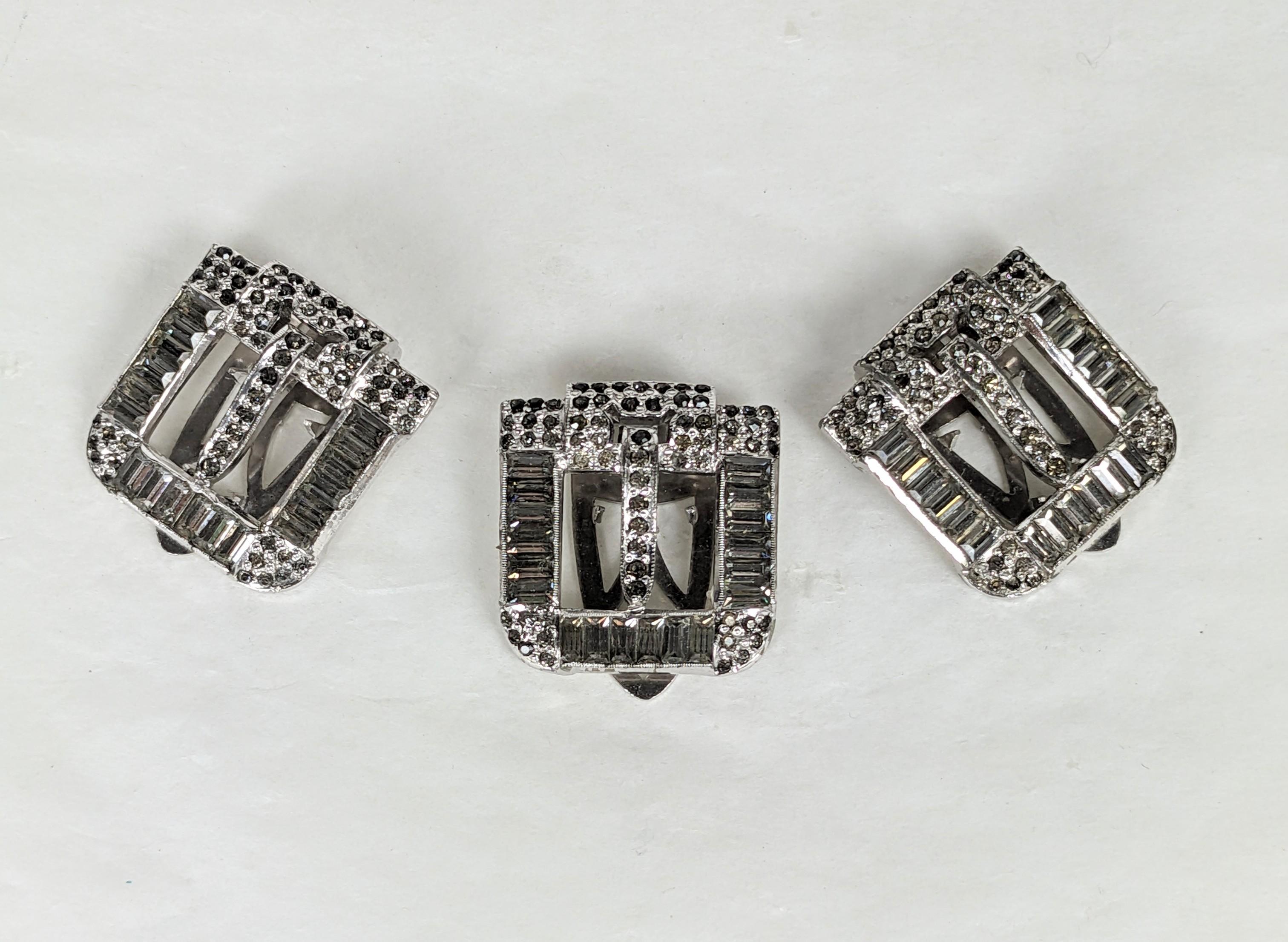 Set of Art Deco Buckle Clips In Good Condition For Sale In New York, NY