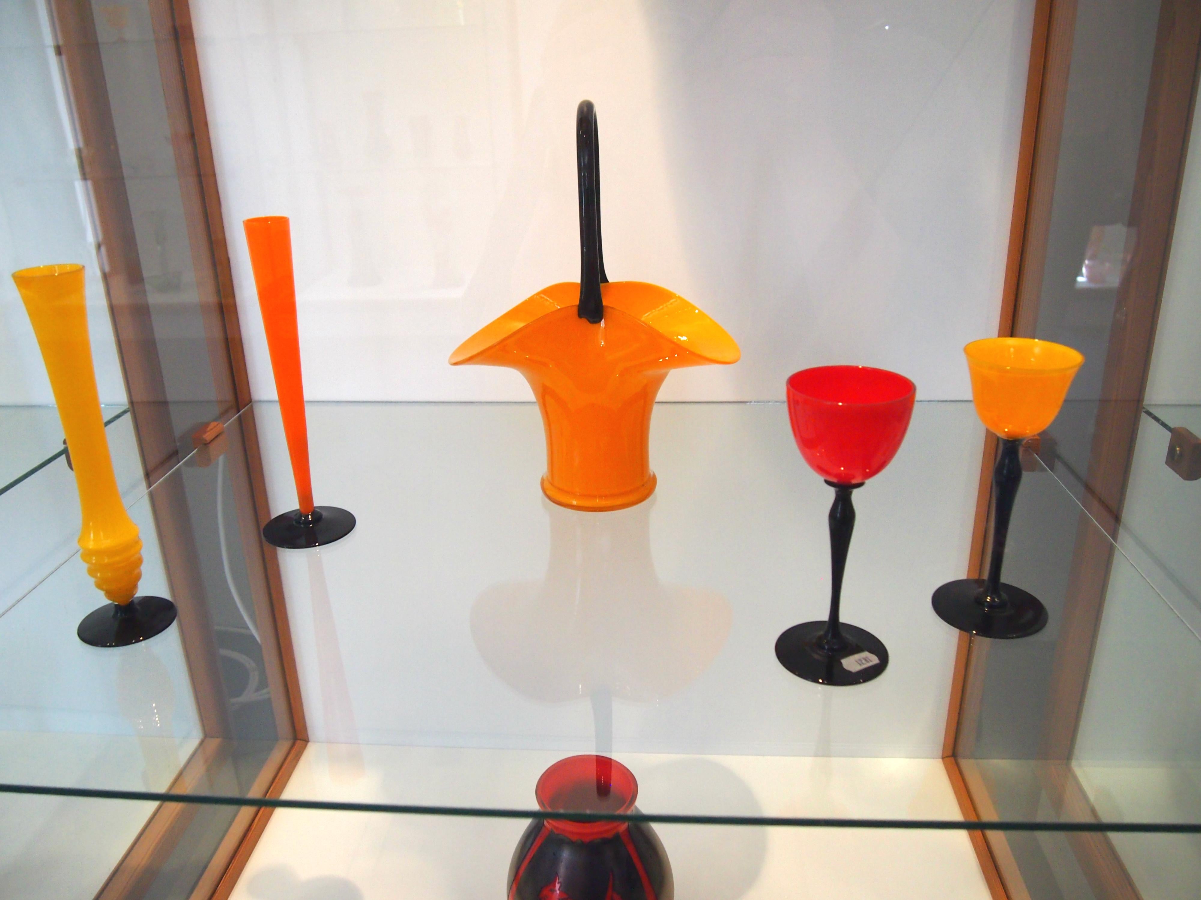 Set of Bohemian Art Deco Orange and Black 'Tango' Glasses by Harrach 3