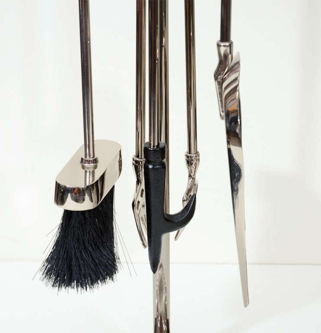 Polished Nickel Shell Motif Fireplace Tools In Excellent Condition For Sale In New York, NY