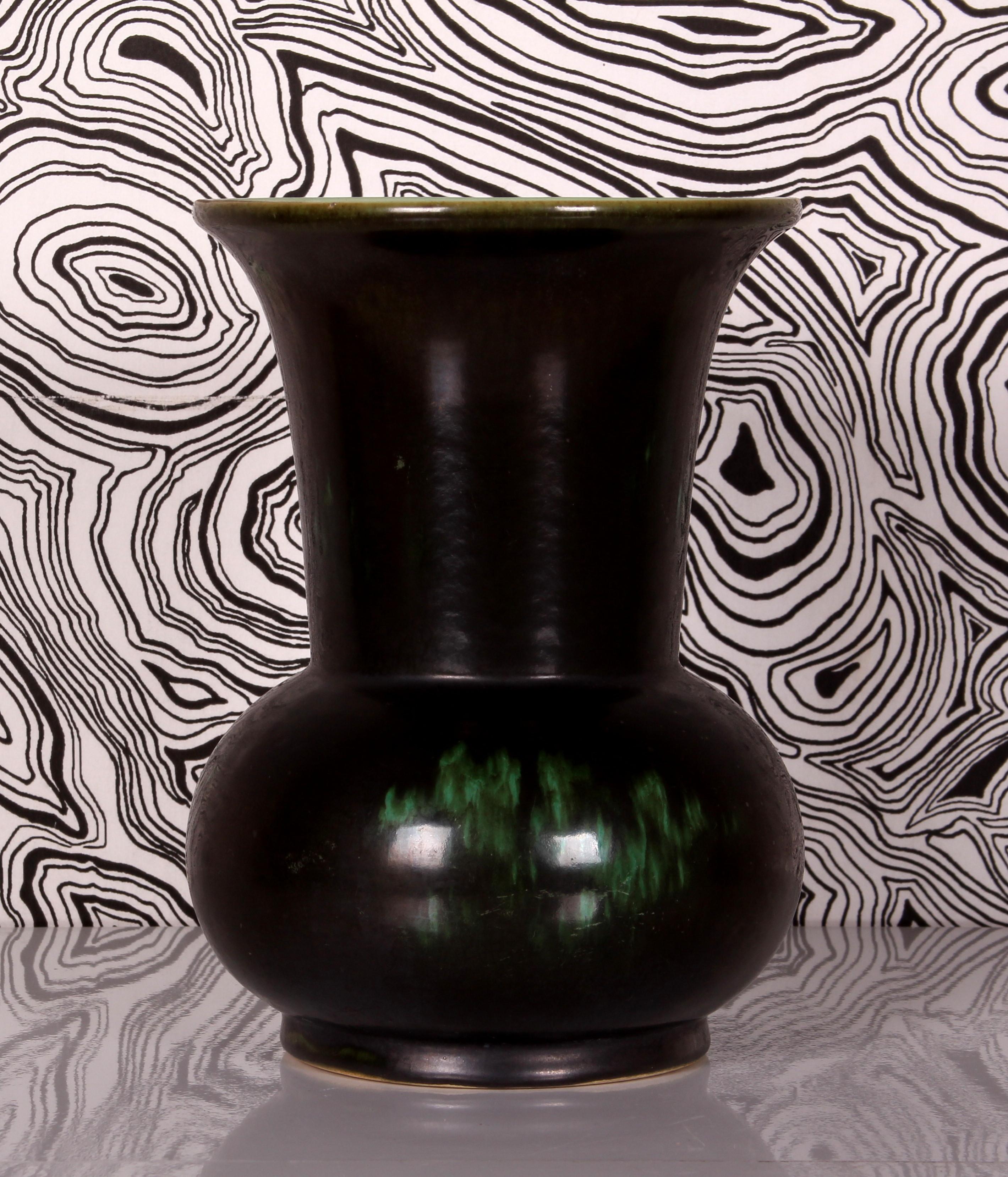 SET di vasi art deco + piatto da frutta ~ entrambi simili, verde nero, glaciale in vendita 1