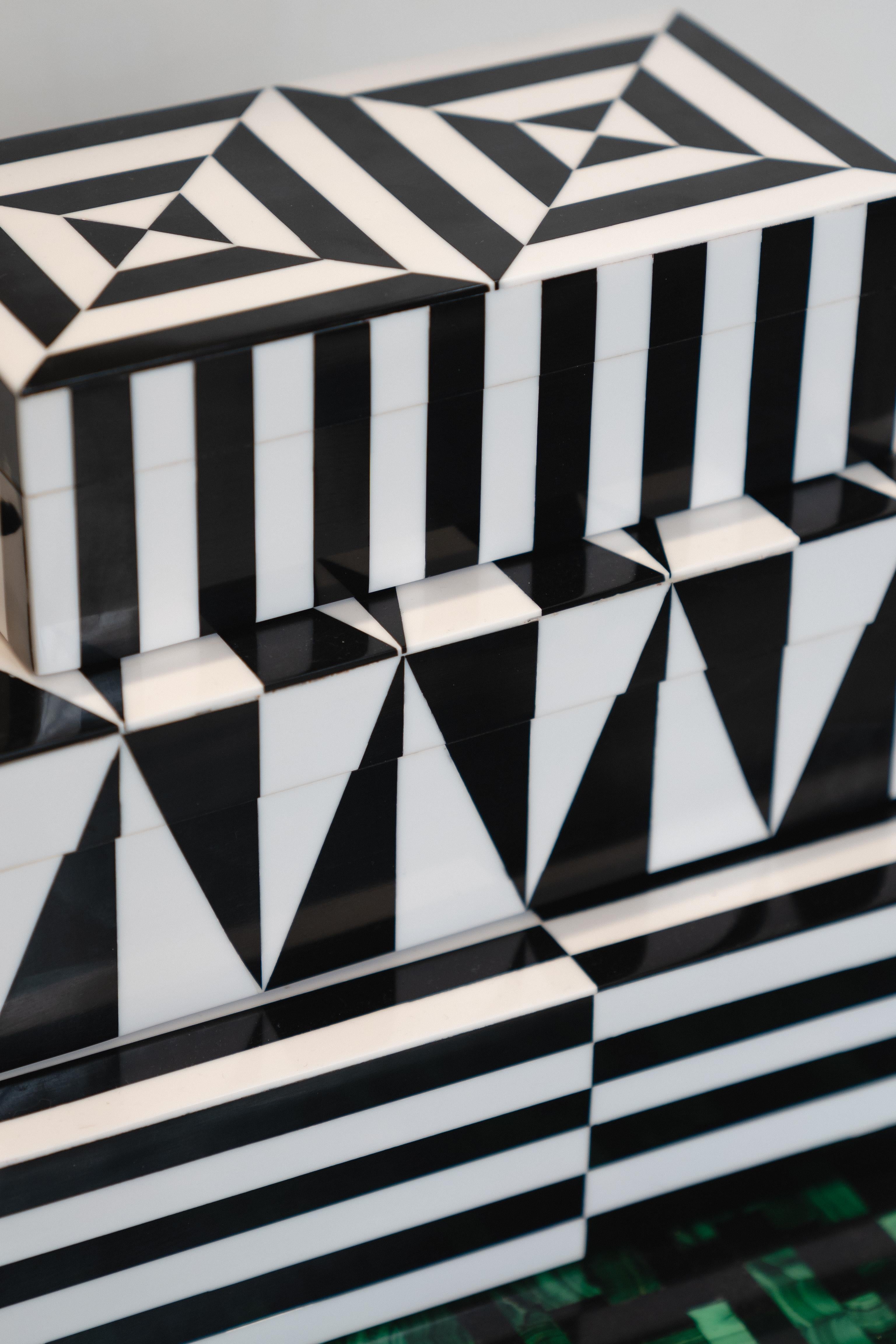 Juego de Cajas de Arte Lacadas- Cajas Decorativas en Nuevo estado para la venta en Coulsdon, GB