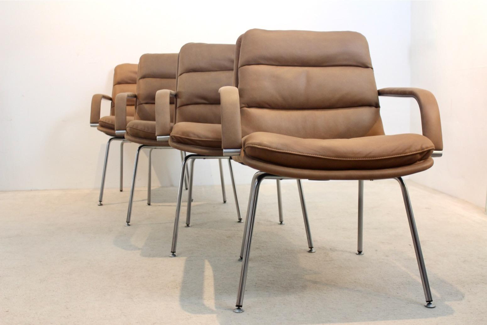 Ensemble de chaises de direction Artifort Channel de Geoffrey Harcourt en vente 5