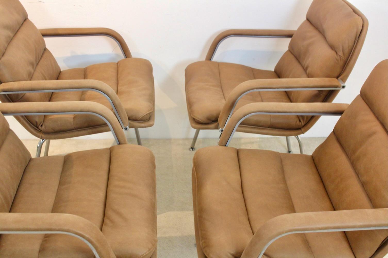Aluminium Ensemble de chaises de direction Artifort Channel de Geoffrey Harcourt en vente