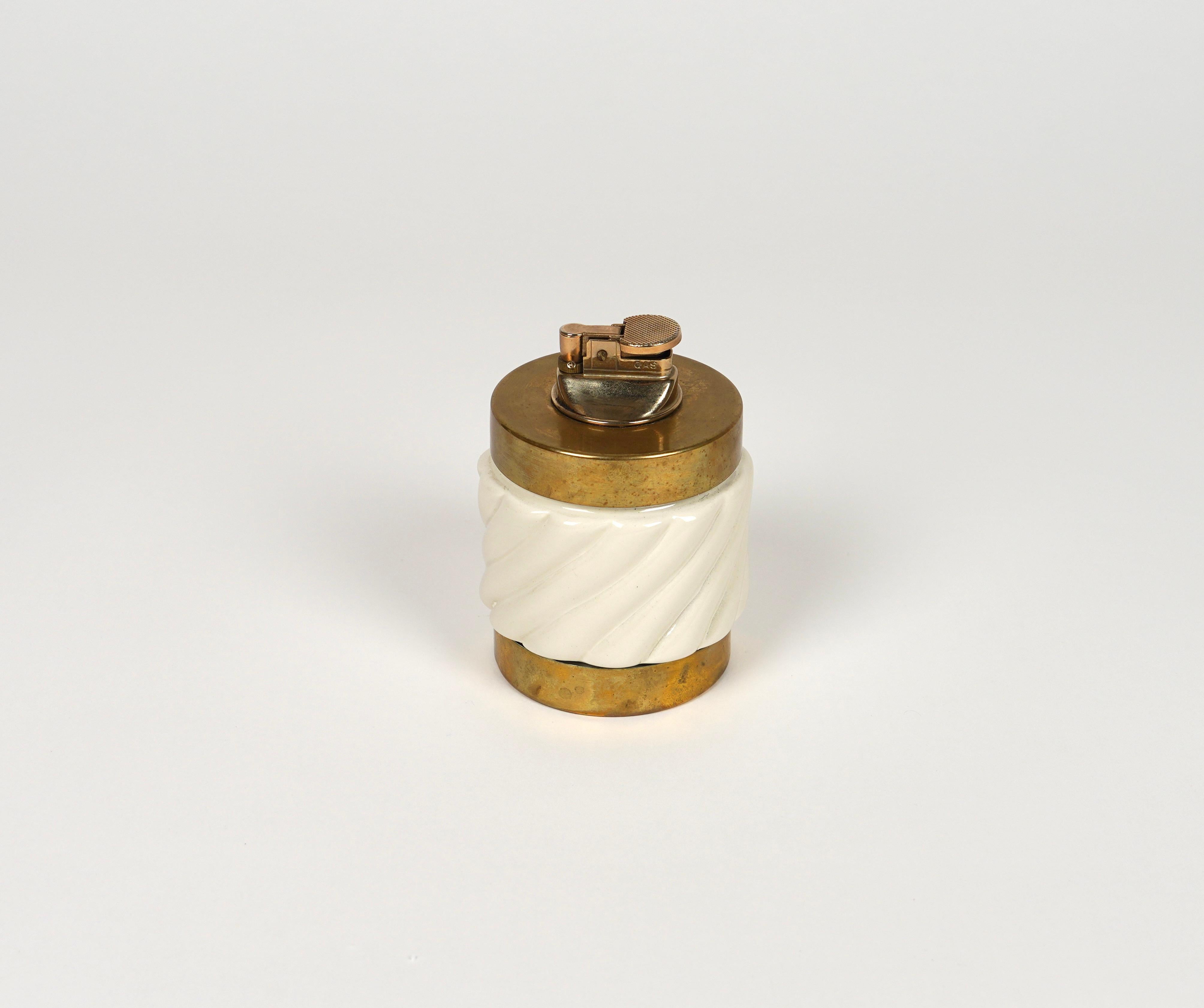 Set of Ashtray and Lighter in Ceramic and Brass by Tommaso Barbi, Italy 1970s For Sale 6
