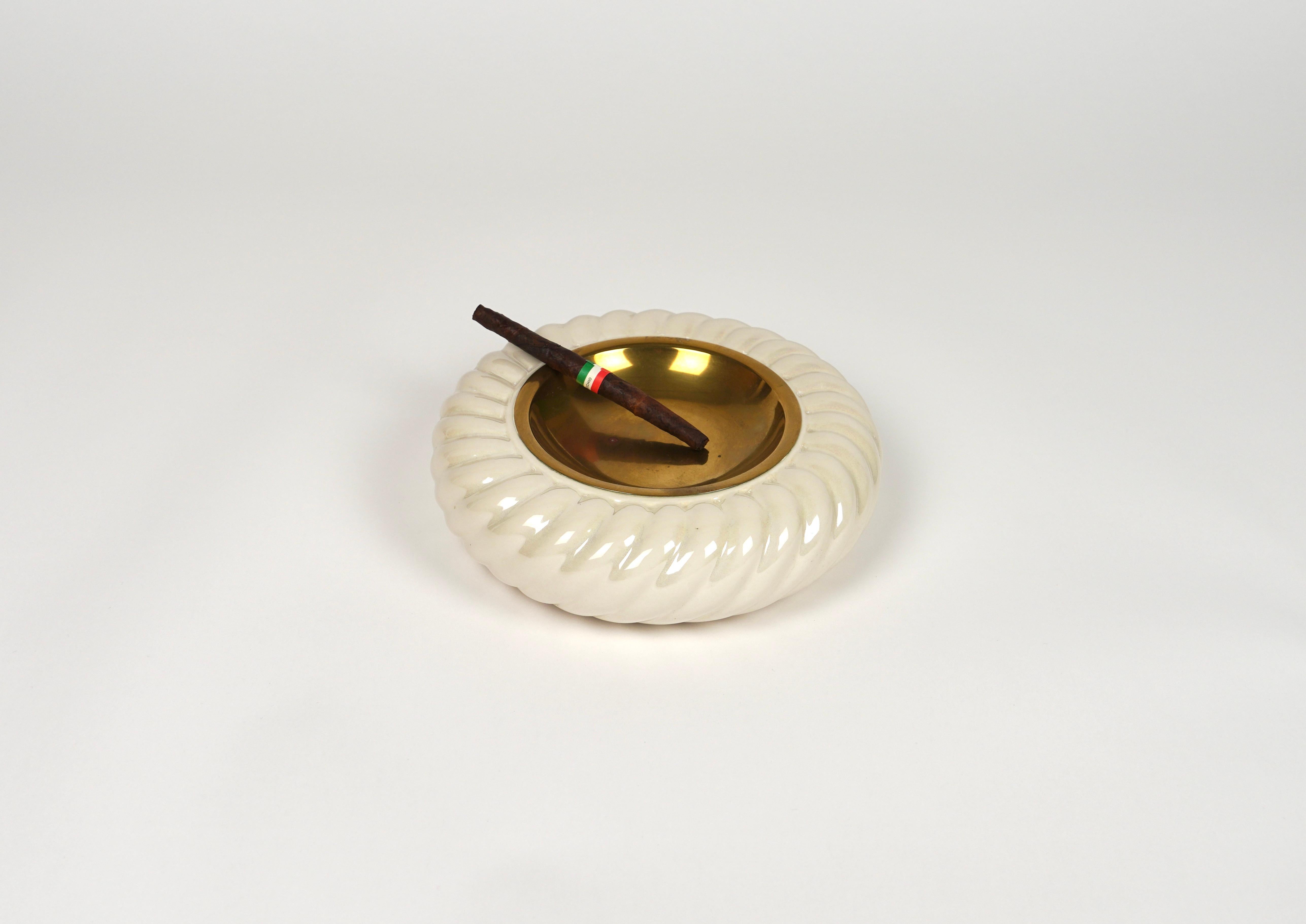 Set of Ashtray and Lighter in Ceramic and Brass by Tommaso Barbi, Italy 1970s For Sale 1