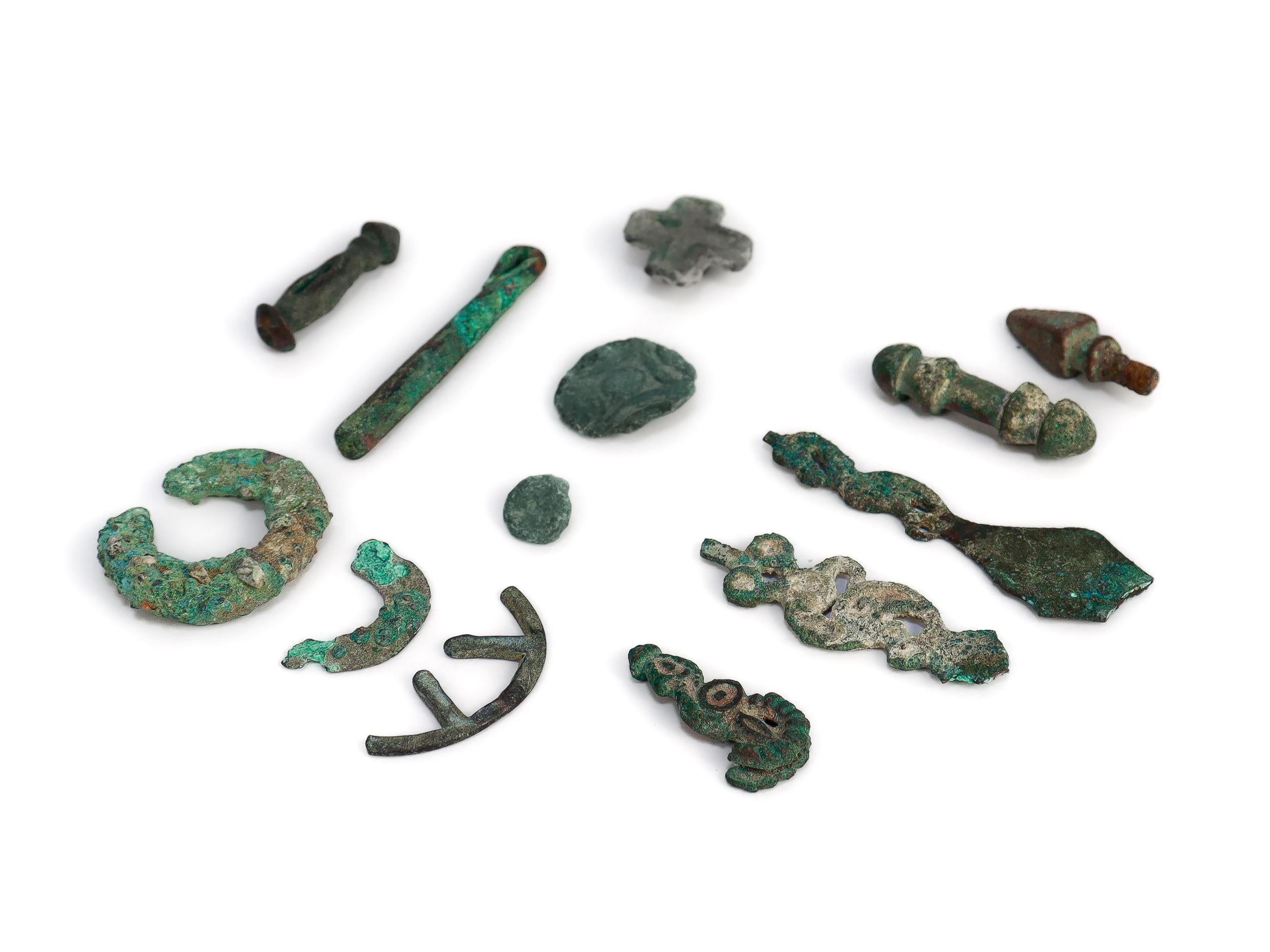 Indian Set of Assorted Ancient Gandharan Bronze Artifacts / Objects For Sale