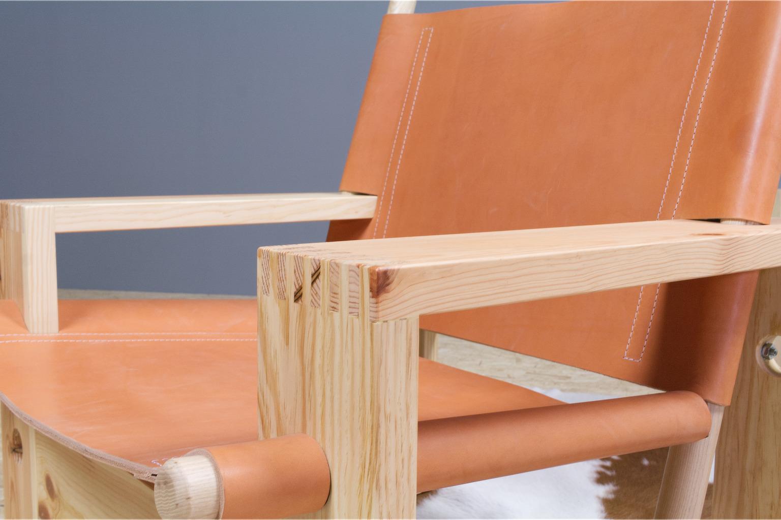 Mid-Century Modern Set of Ate Van Apeldoorn Lounge Chairs in Pine and Leather, Model 'stokkenstoel' For Sale