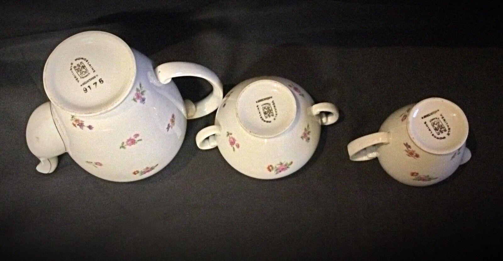 Stile impero Set di autentiche caffettiere, brocche e zuccheriere in porcellana The S.S. France - 2Y48 in vendita
