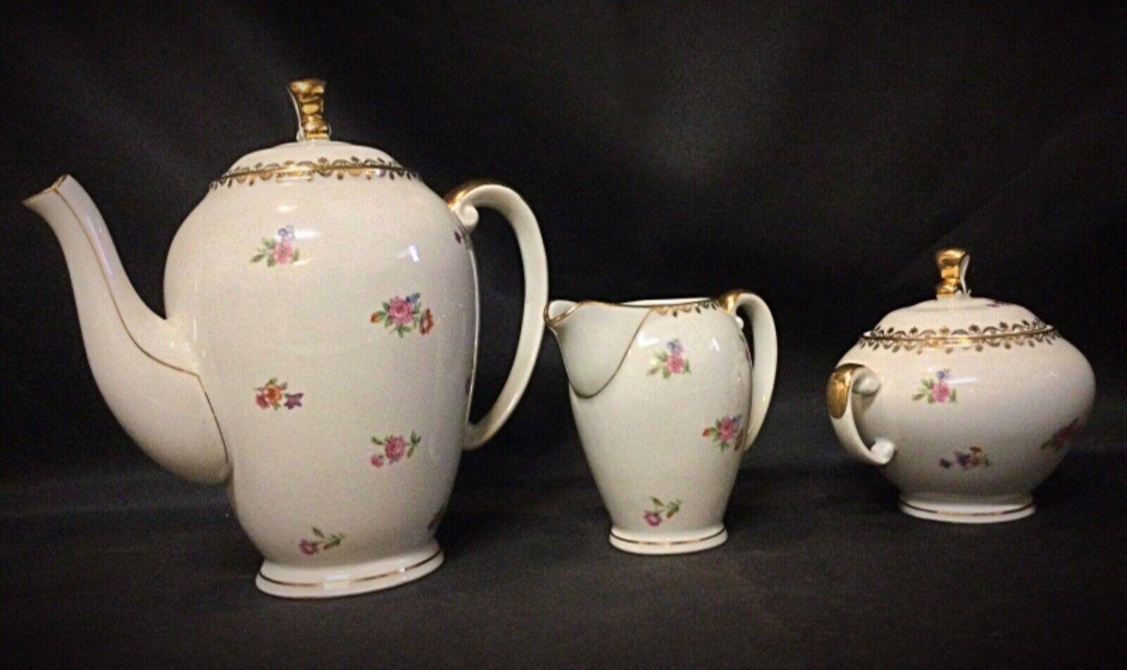 Set di autentiche caffettiere, brocche e zuccheriere in porcellana The S.S. France - 2Y48 in vendita 2