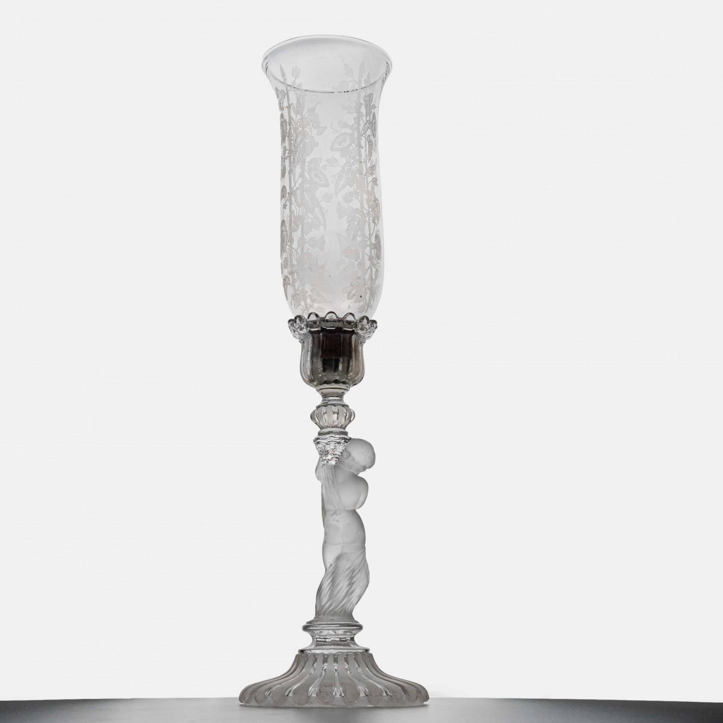 Juego de jarrones Ángel 'Amour' firmados por Baccarat, Francia, 1930 en venta 1