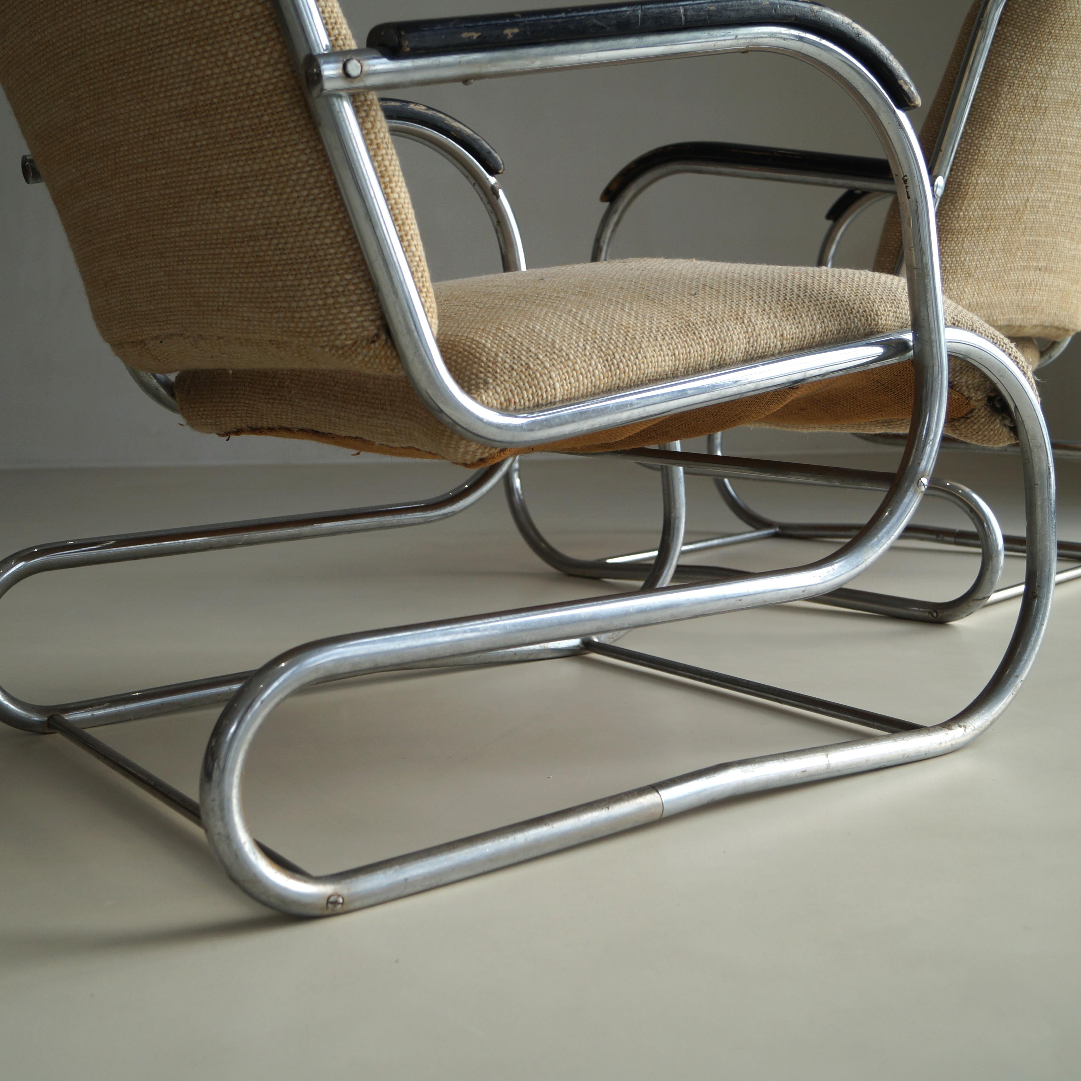 Ensemble de chaises longues No.55 en acier tubulaire du Bauhaus par Paul Schuitema pour D3, années 1930 en vente 4