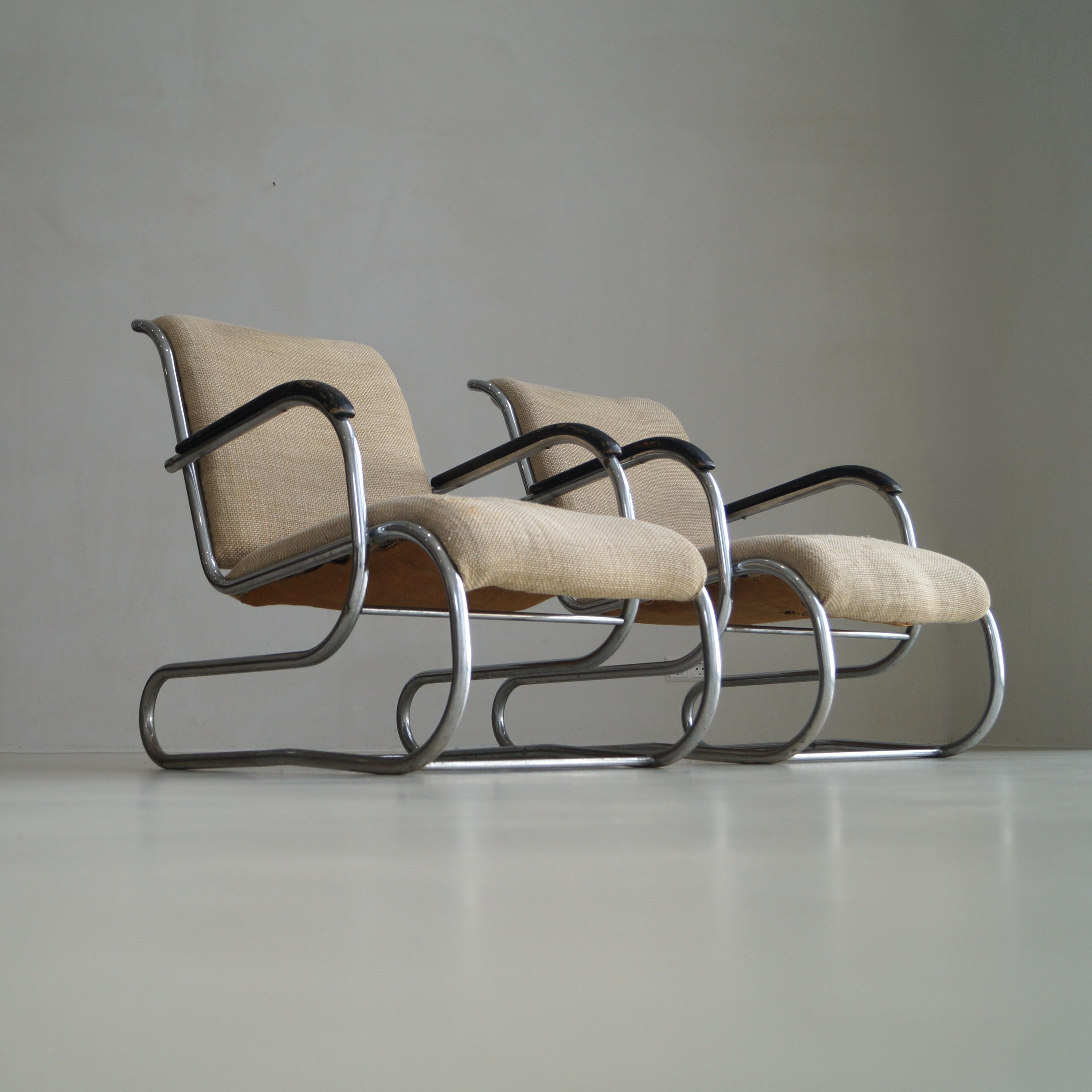 Tissu Ensemble de chaises longues No.55 en acier tubulaire du Bauhaus par Paul Schuitema pour D3, années 1930 en vente