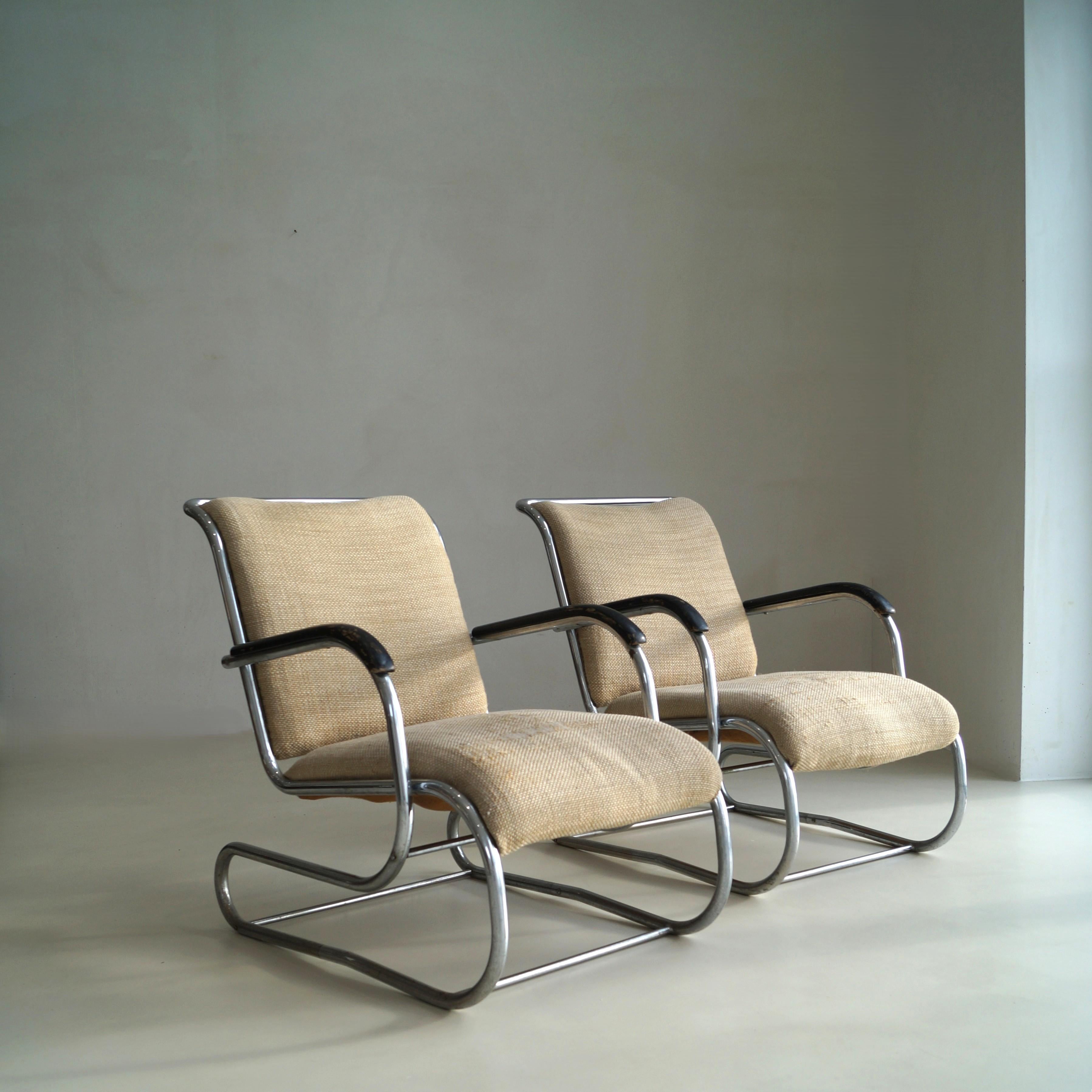 Ensemble de chaises longues No.55 en acier tubulaire du Bauhaus par Paul Schuitema pour D3, années 1930 en vente 2