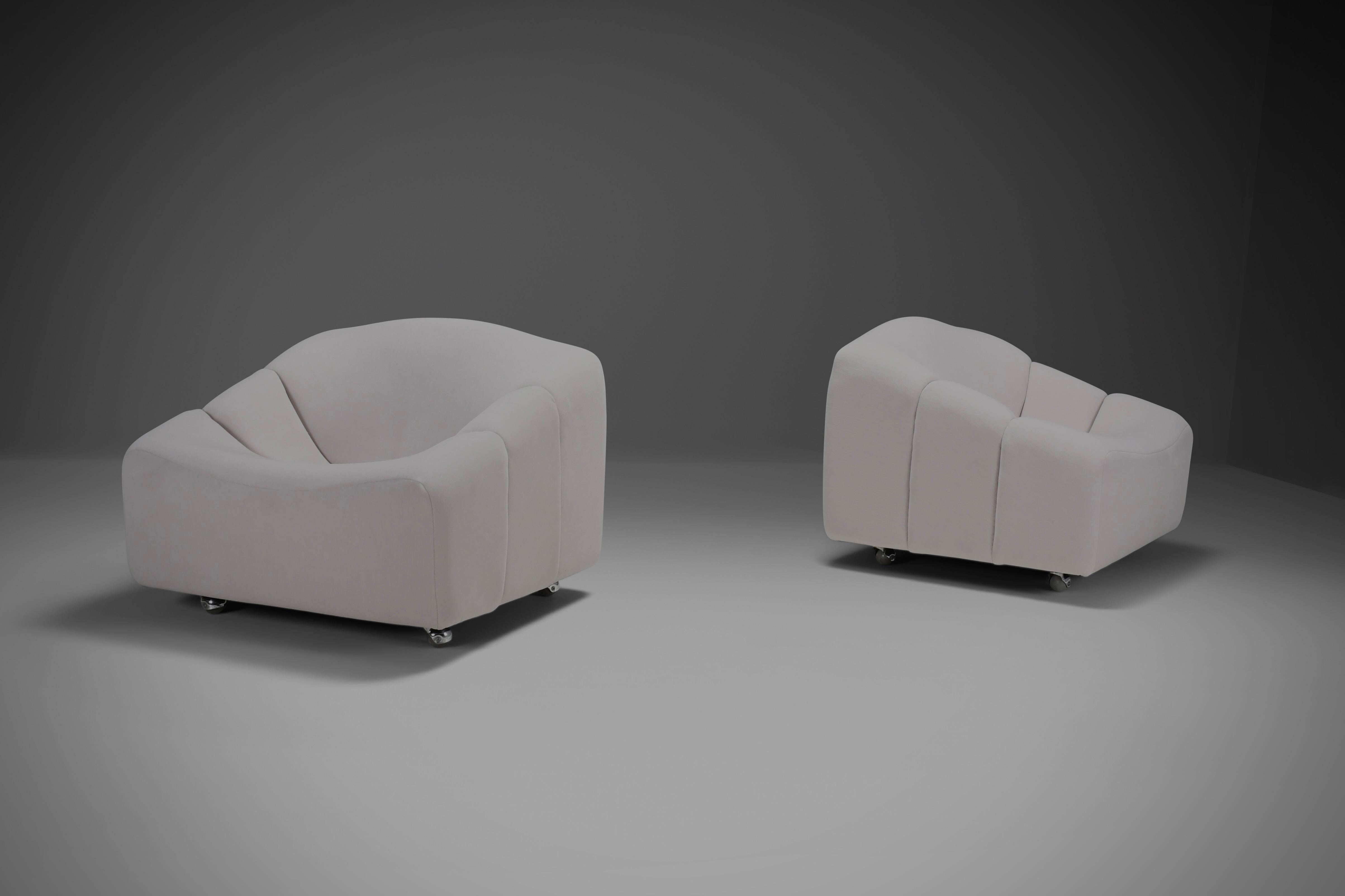 20th Century Set of beautiful ABCD chairs by Pierre Paulin for Artifort, Netherlands 1968 For Sale