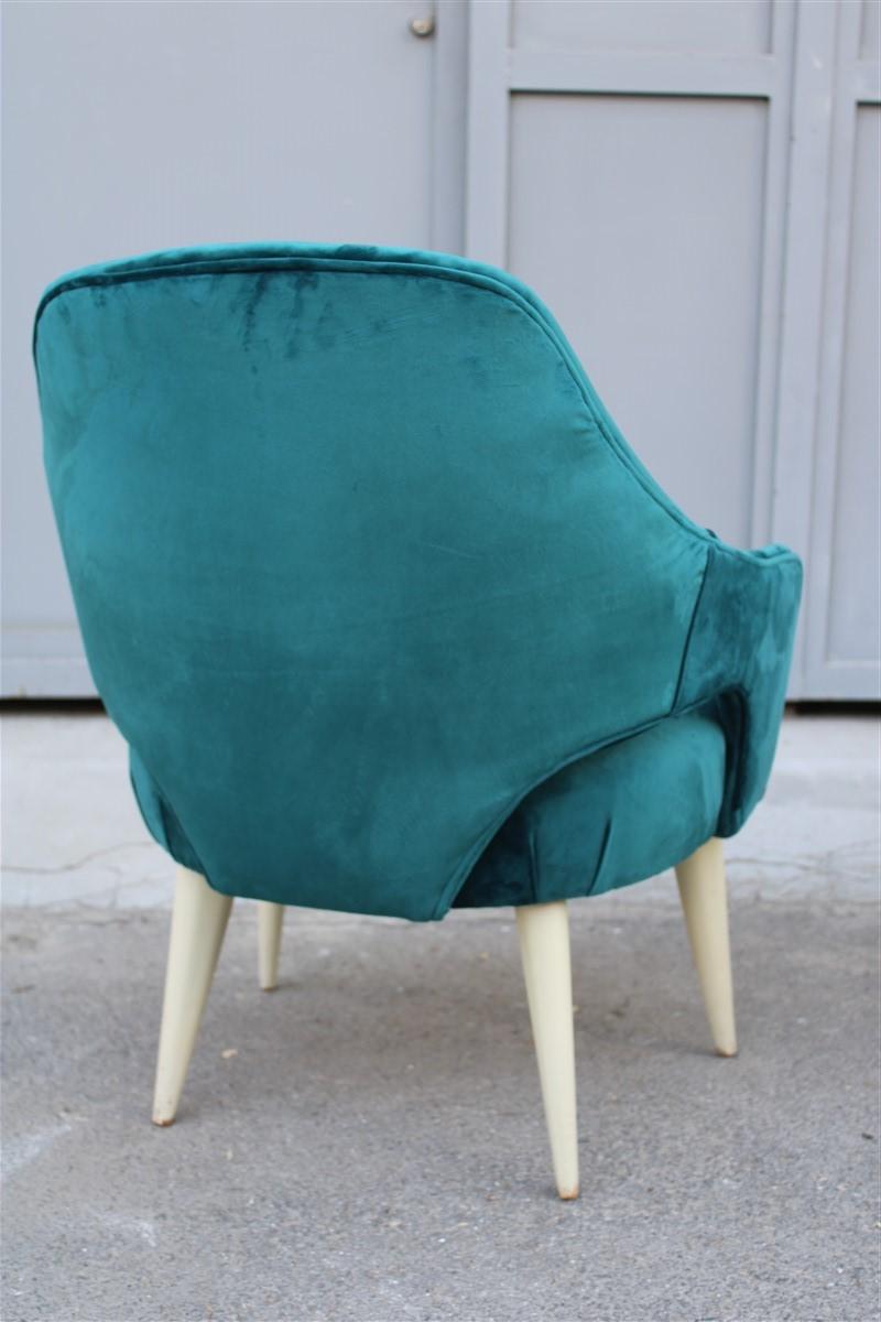 Set of Bedroom Armchairs the 1950s Italian Design Green Velvet Feet Lacquered In Good Condition In Palermo, Sicily