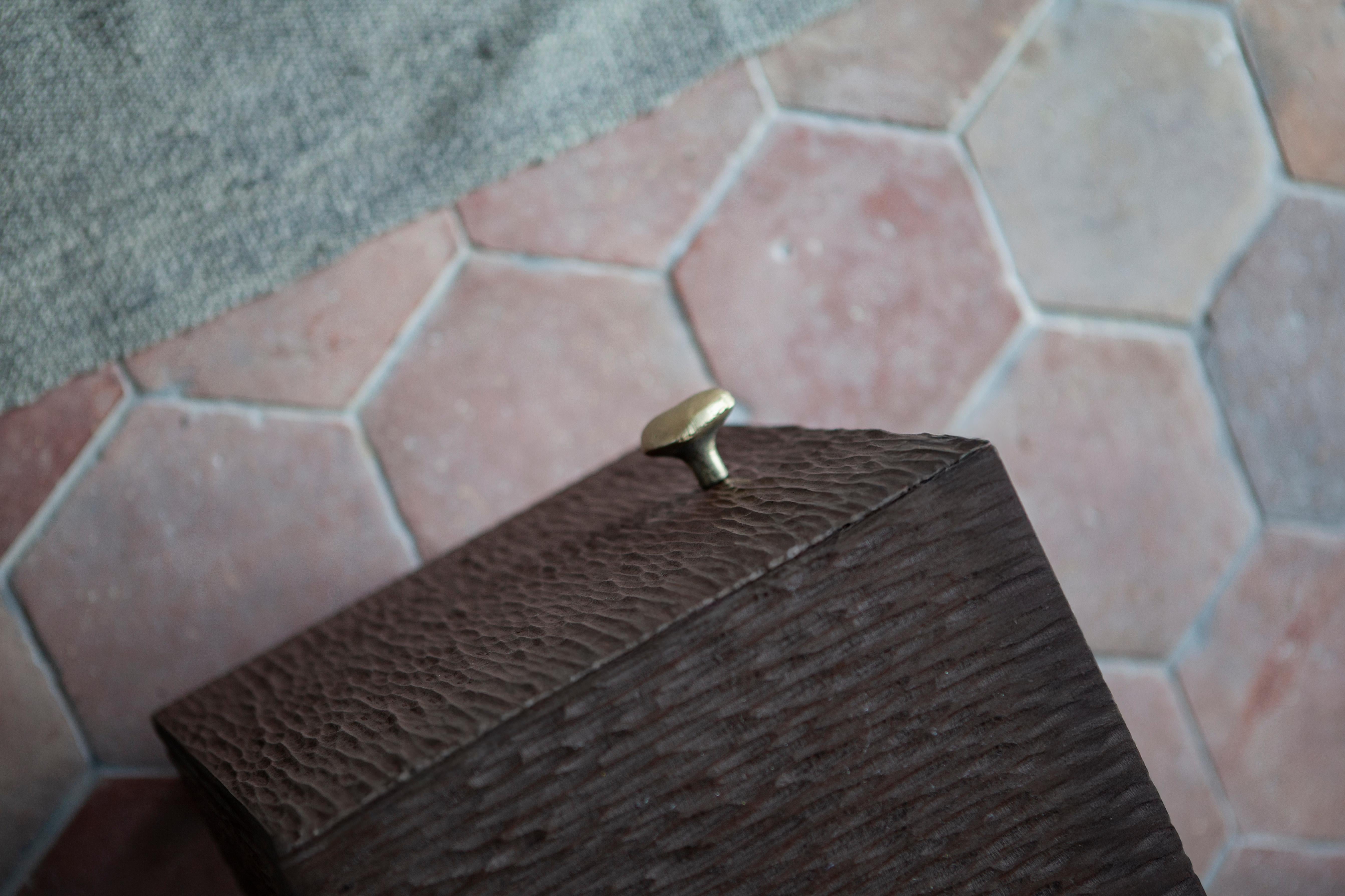 UNISM -  Ensemble de chevets - Frêne teinté Brown en vente 8