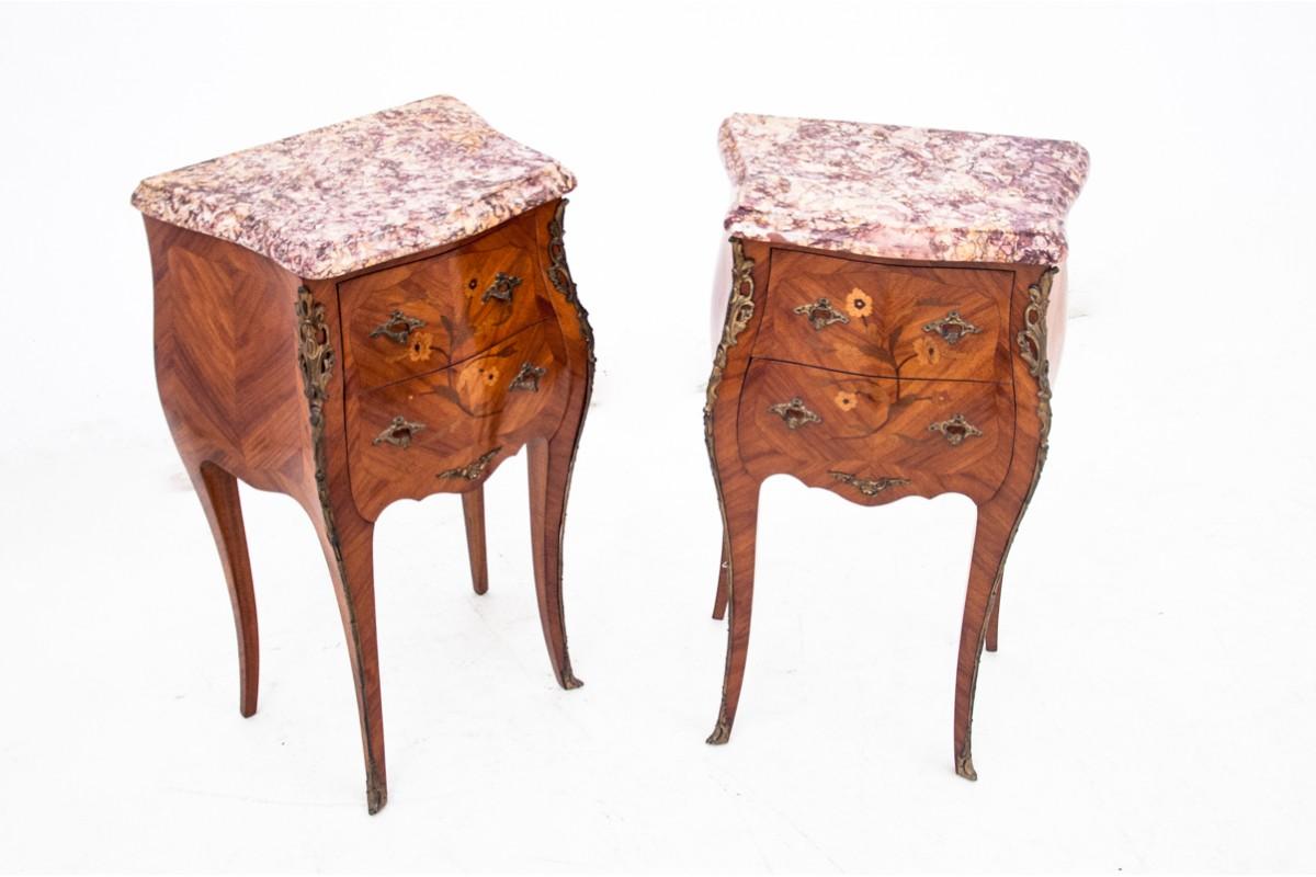 Set of bedside tables with marble tops, France, circa 1920. For Sale 7
