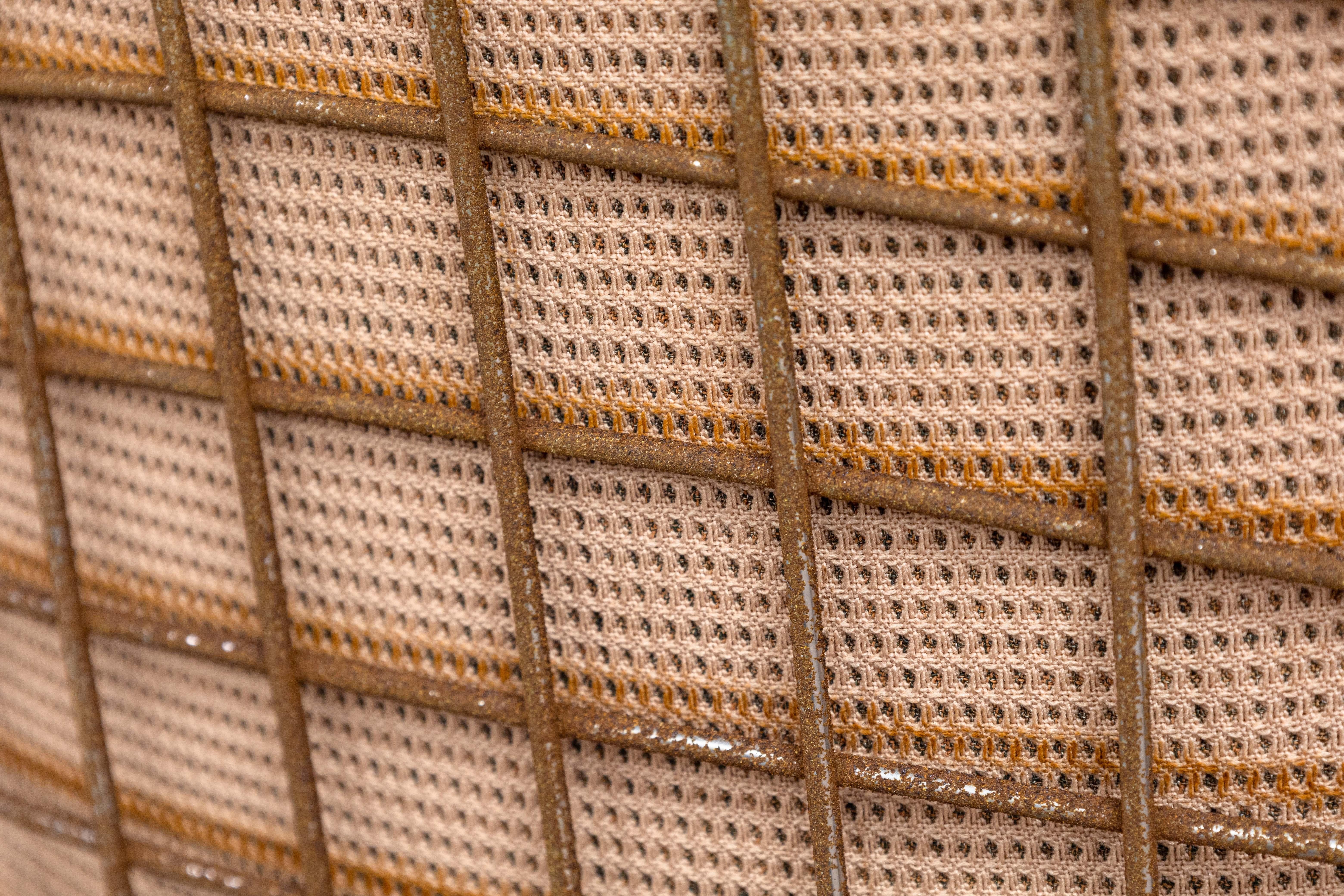 Set of Bertoia for Knoll Vintage Dining Chairs w Beige Alexander Girard Fabric 3