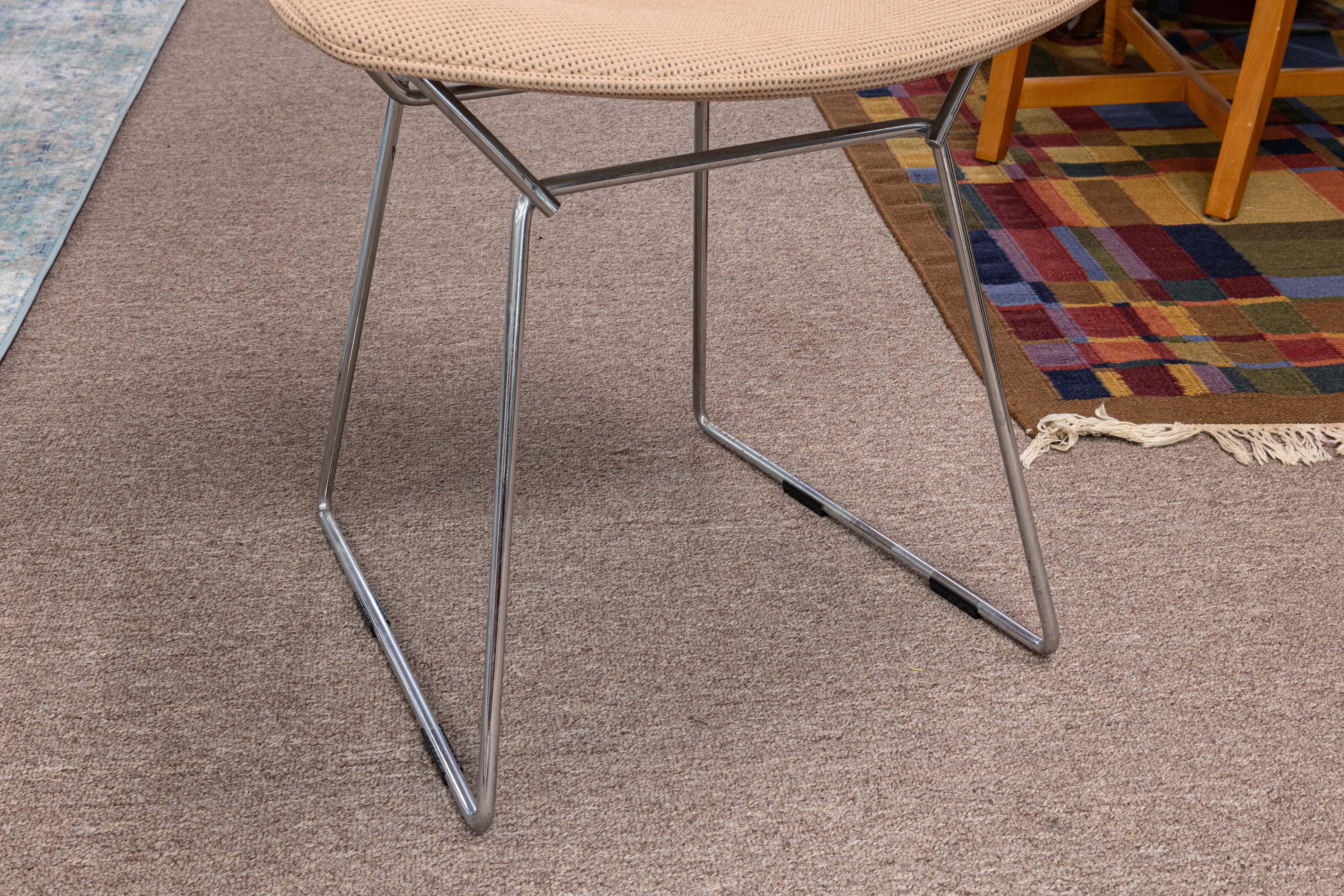 Set of Bertoia for Knoll Vintage Dining Chairs w Beige Alexander Girard Fabric 5