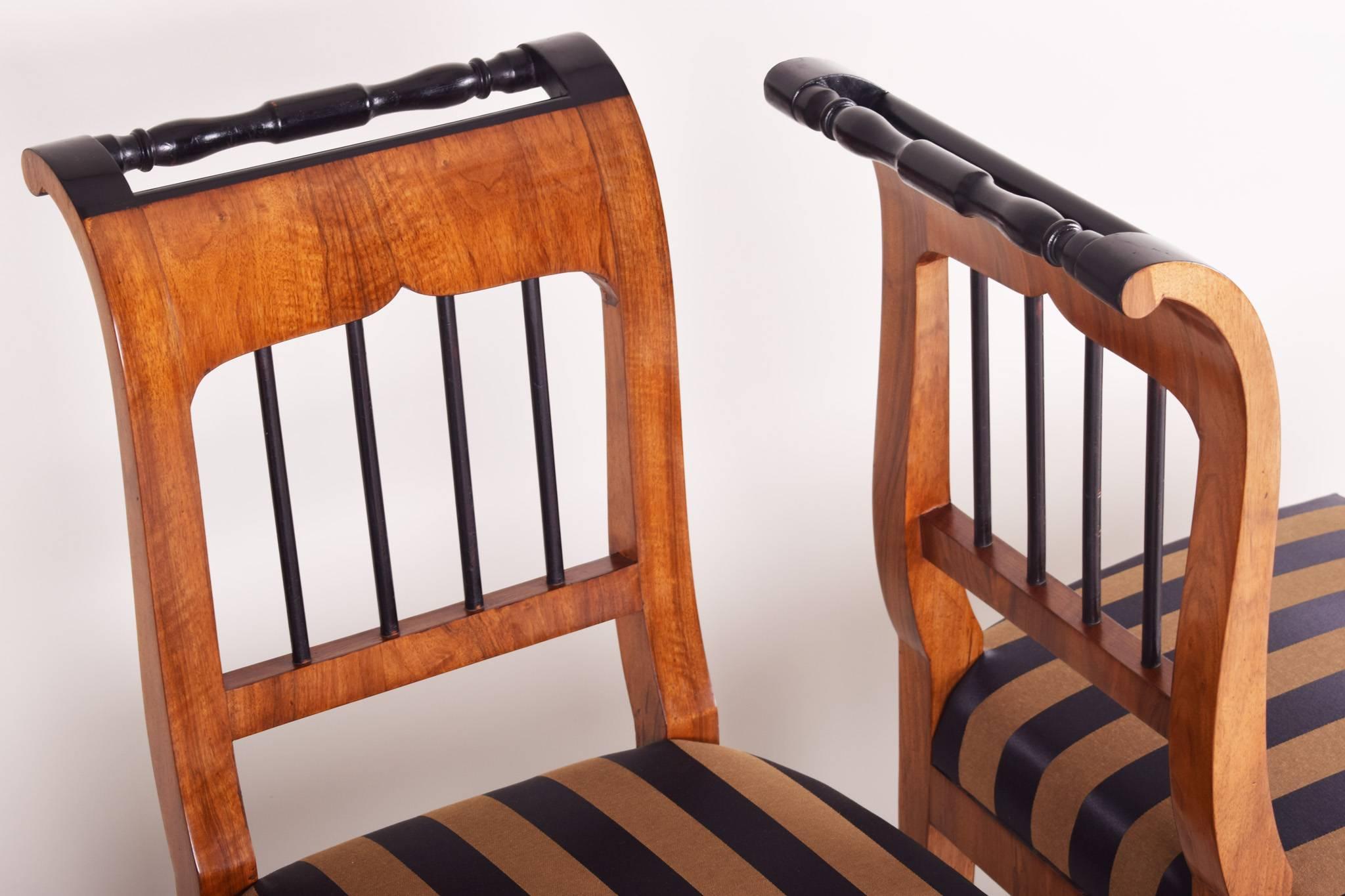 19th Century Set of Biedermeier Walnut Chairs, Three Pieces, Austria, Wien, Period 1820-1829
