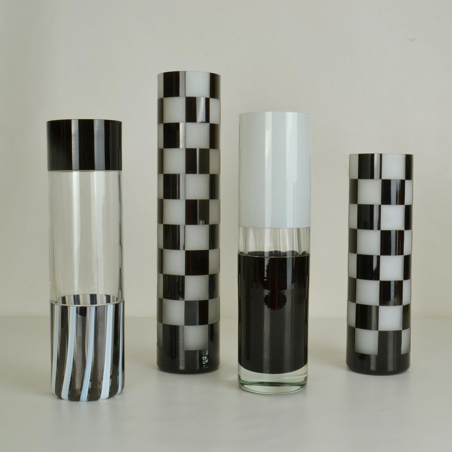 Set of Black and White Glass Vases 1