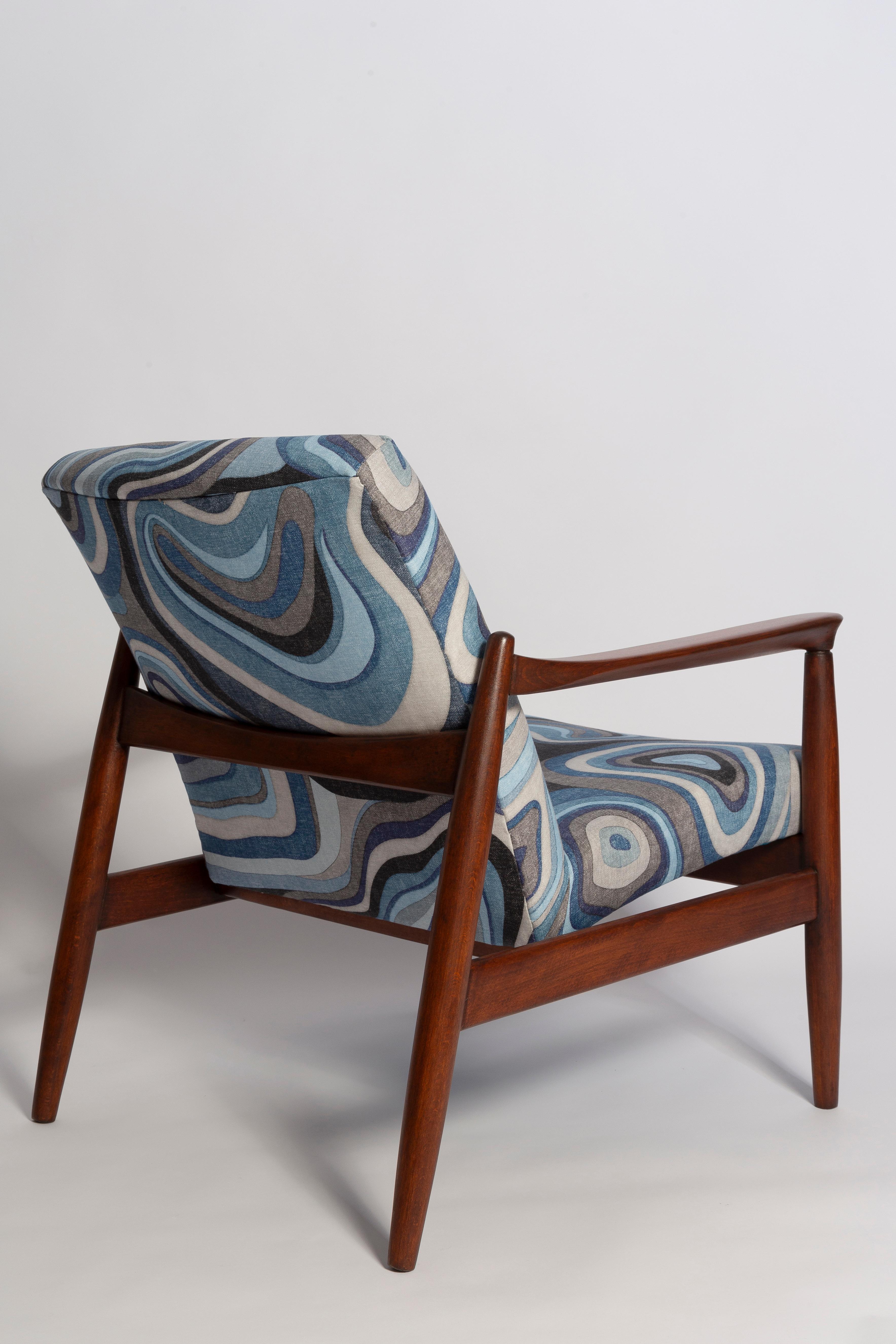 XX secolo Set di poltrona e sgabello GFM64 di metà secolo in lino blu, E Homa, Europa, anni '60 in vendita