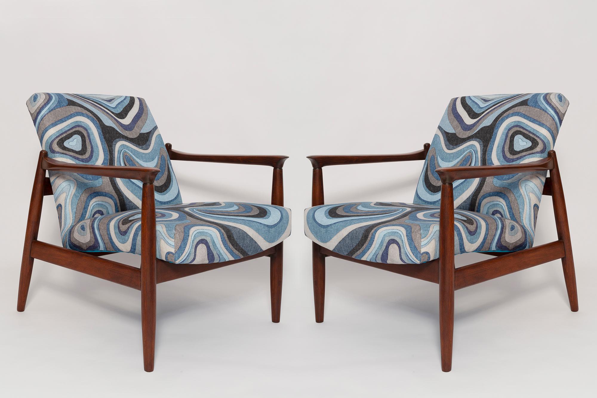 Hand-Crafted Set of Blue Linen Mid Century GFM64 Armchairs and Stools , E Homa, Europe, 1960s For Sale