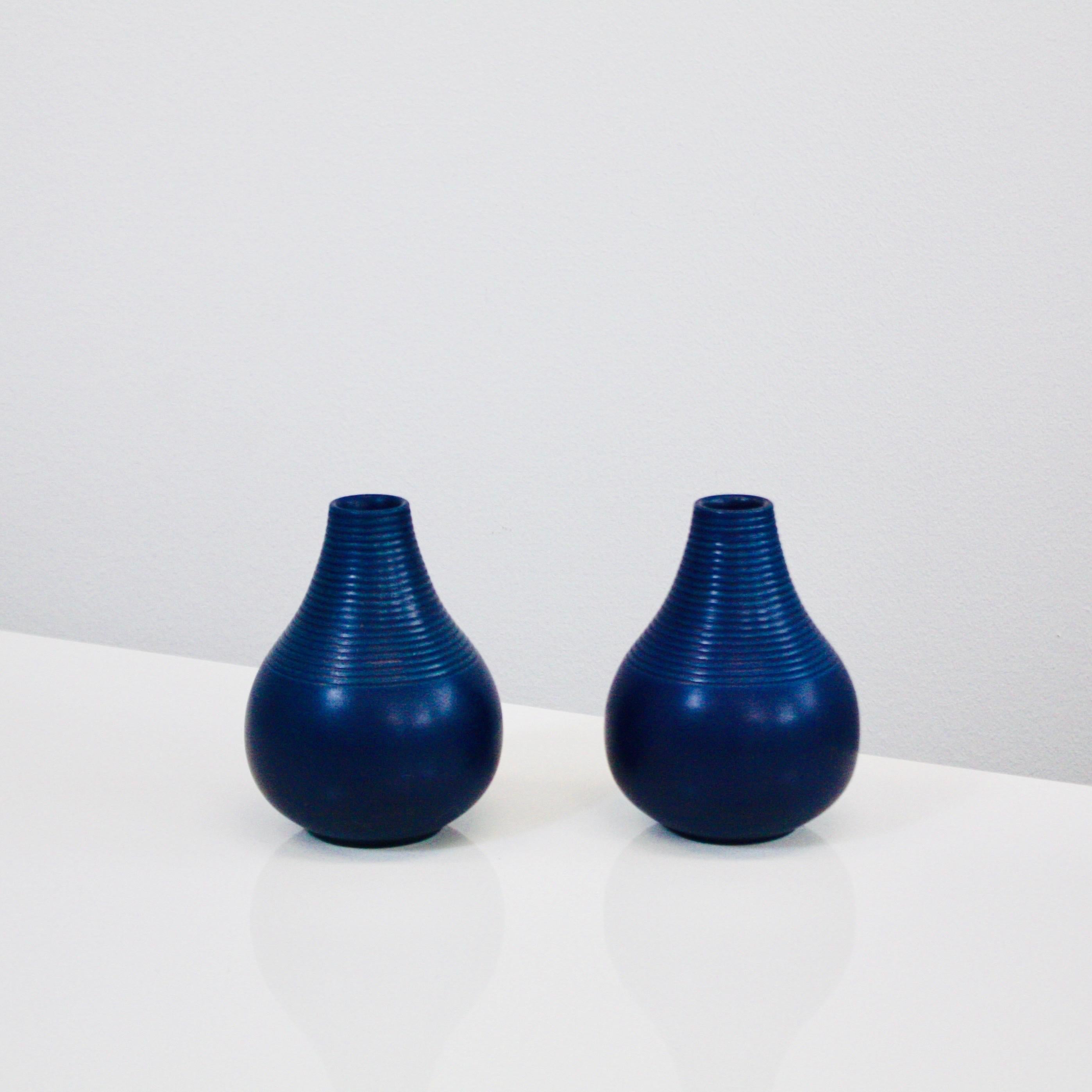 Ceramic Set of blue stoneware vases by Axel Sorensen for P. Ipsens Enke, 1940s, Denmark For Sale