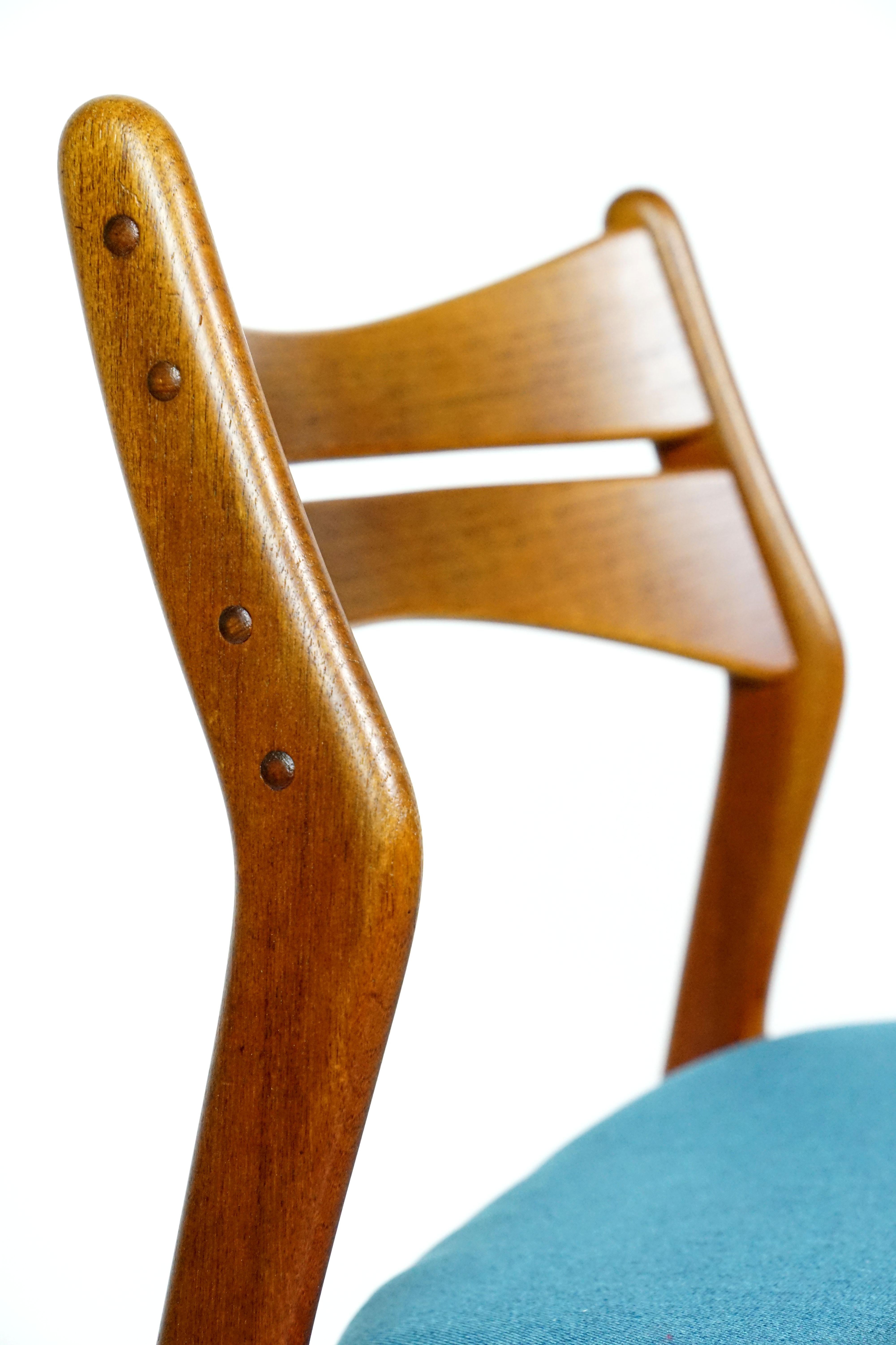 Set of Blue Teak Chairs by Erik Buch for Christiansen For Sale 7