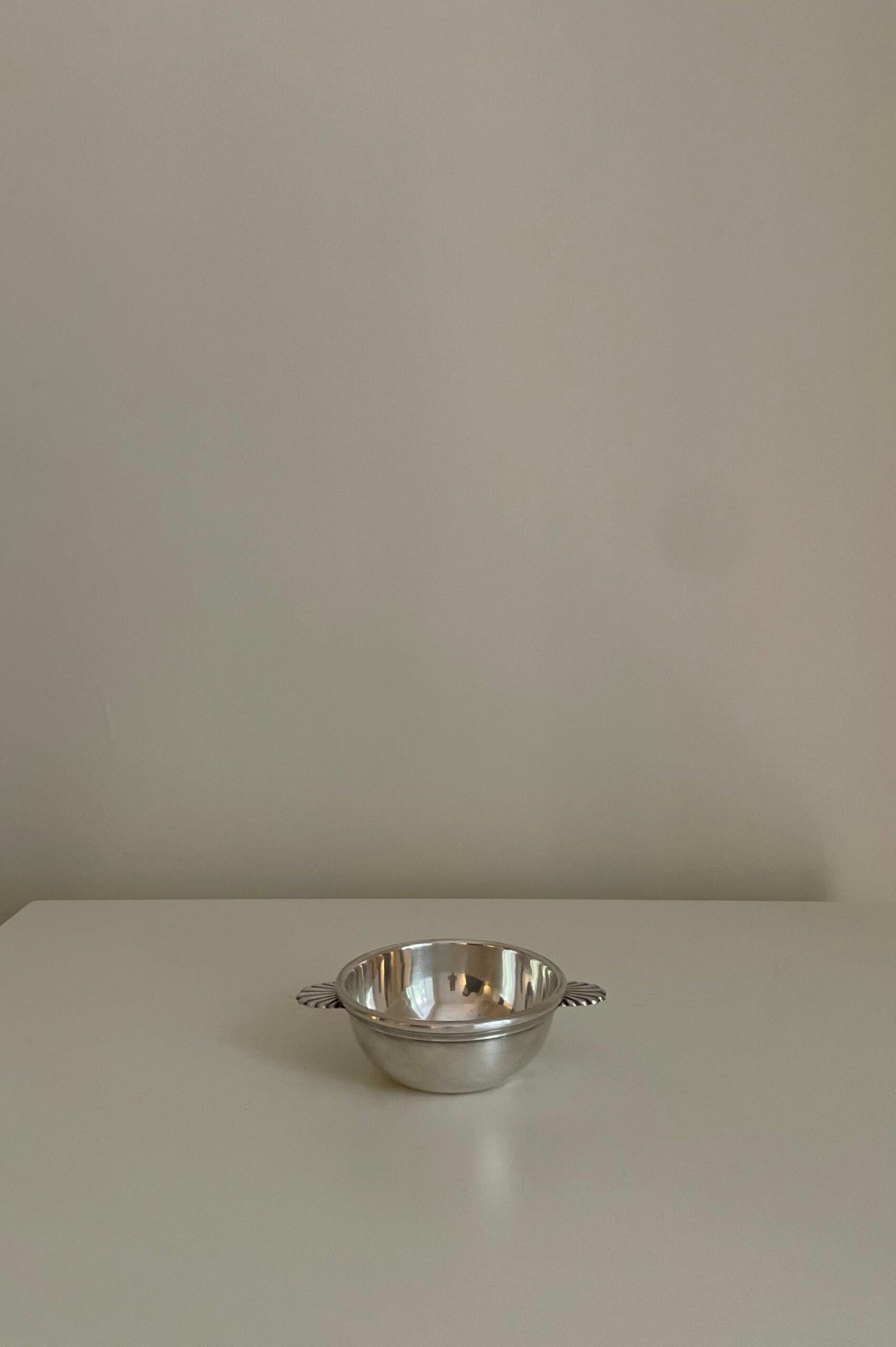 20th Century Set of bowls by Felix Frères For Sale