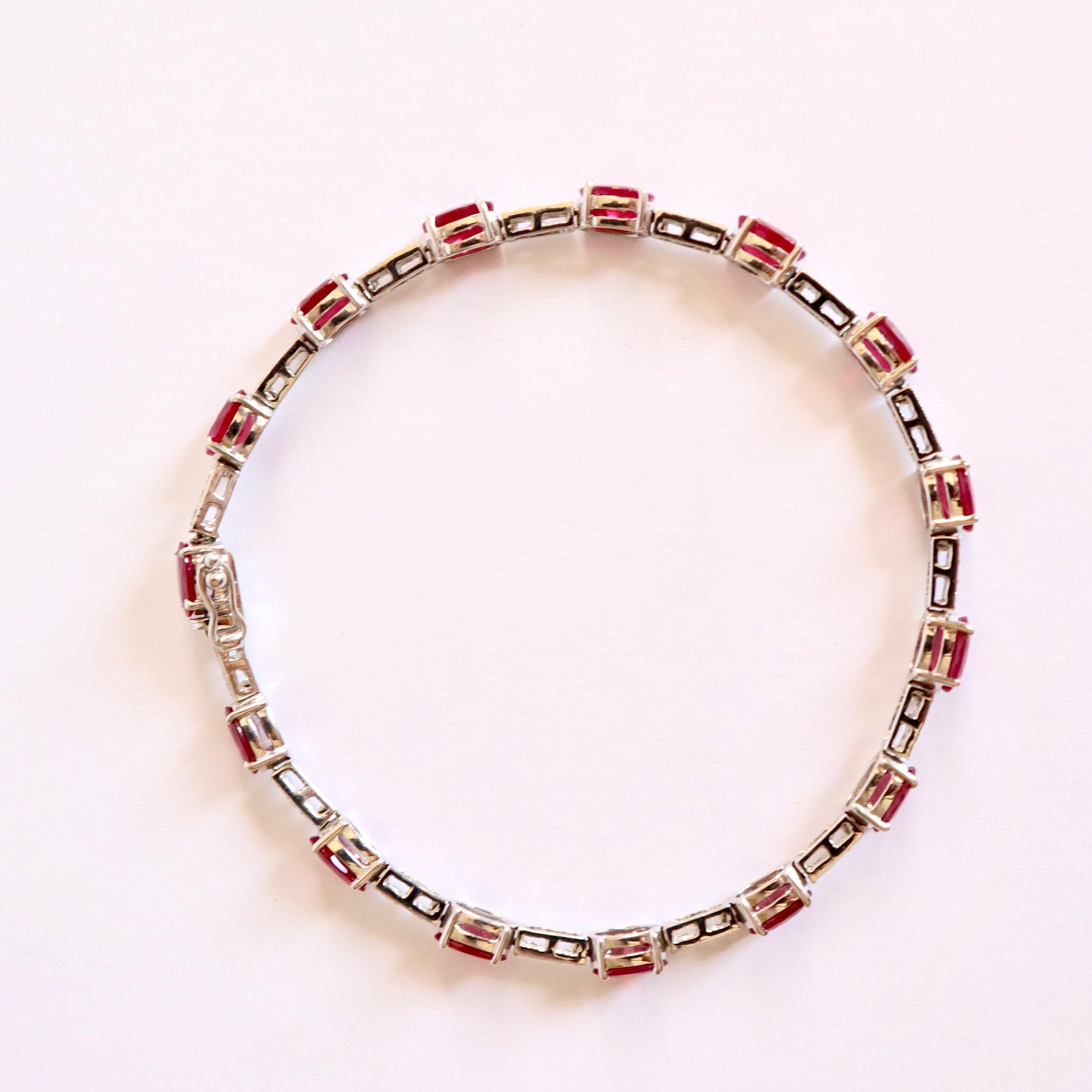 Conjunto de Pulseras en Oro Blanco de 18k, Rubíes 10,04 kt Esmeraldas 7,5 kt Diamantes en venta 8