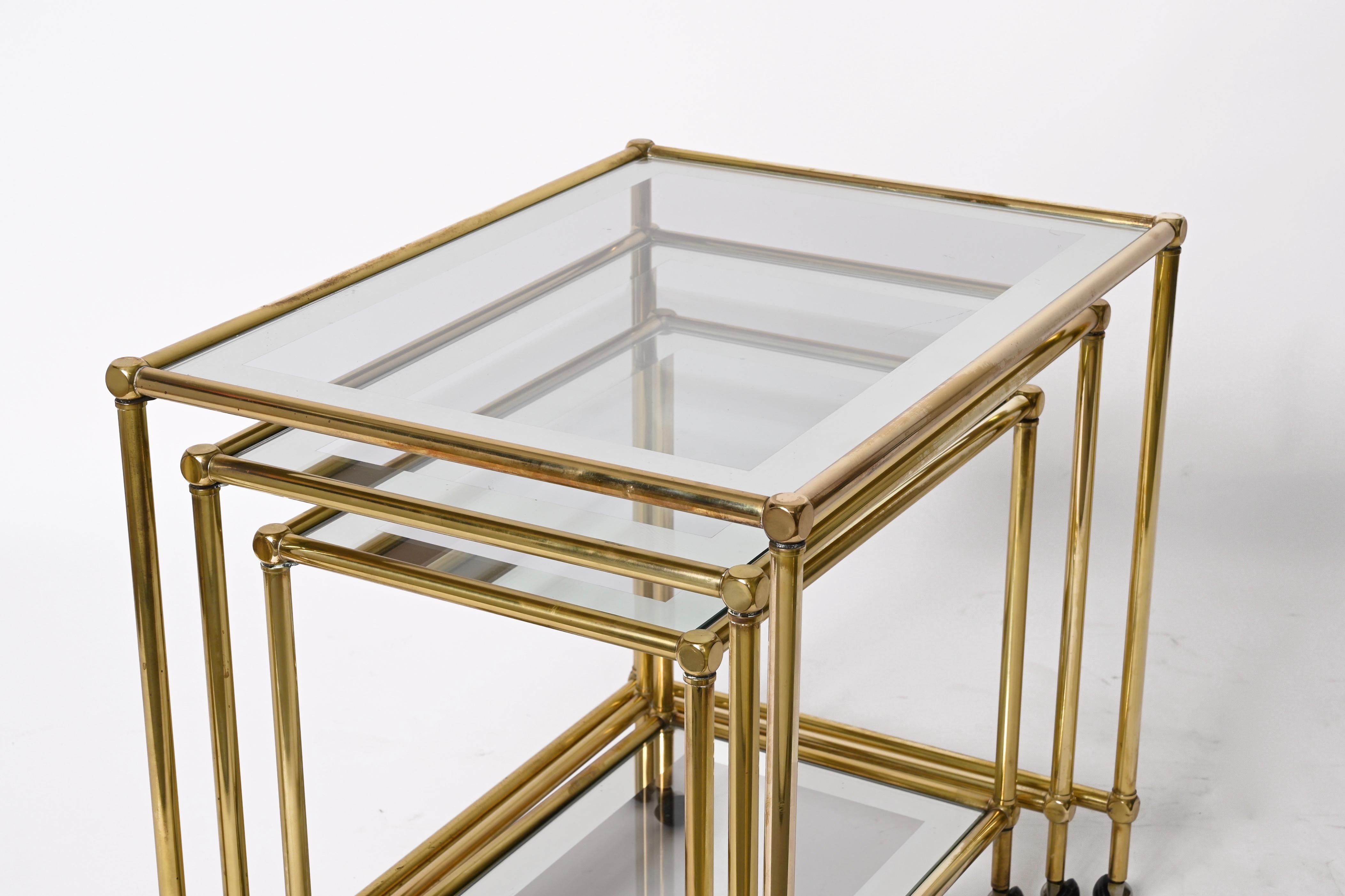 French Set of Brass Mirrored Border with Glass Top Nesting Tables, Maison Jansen, 1970s For Sale