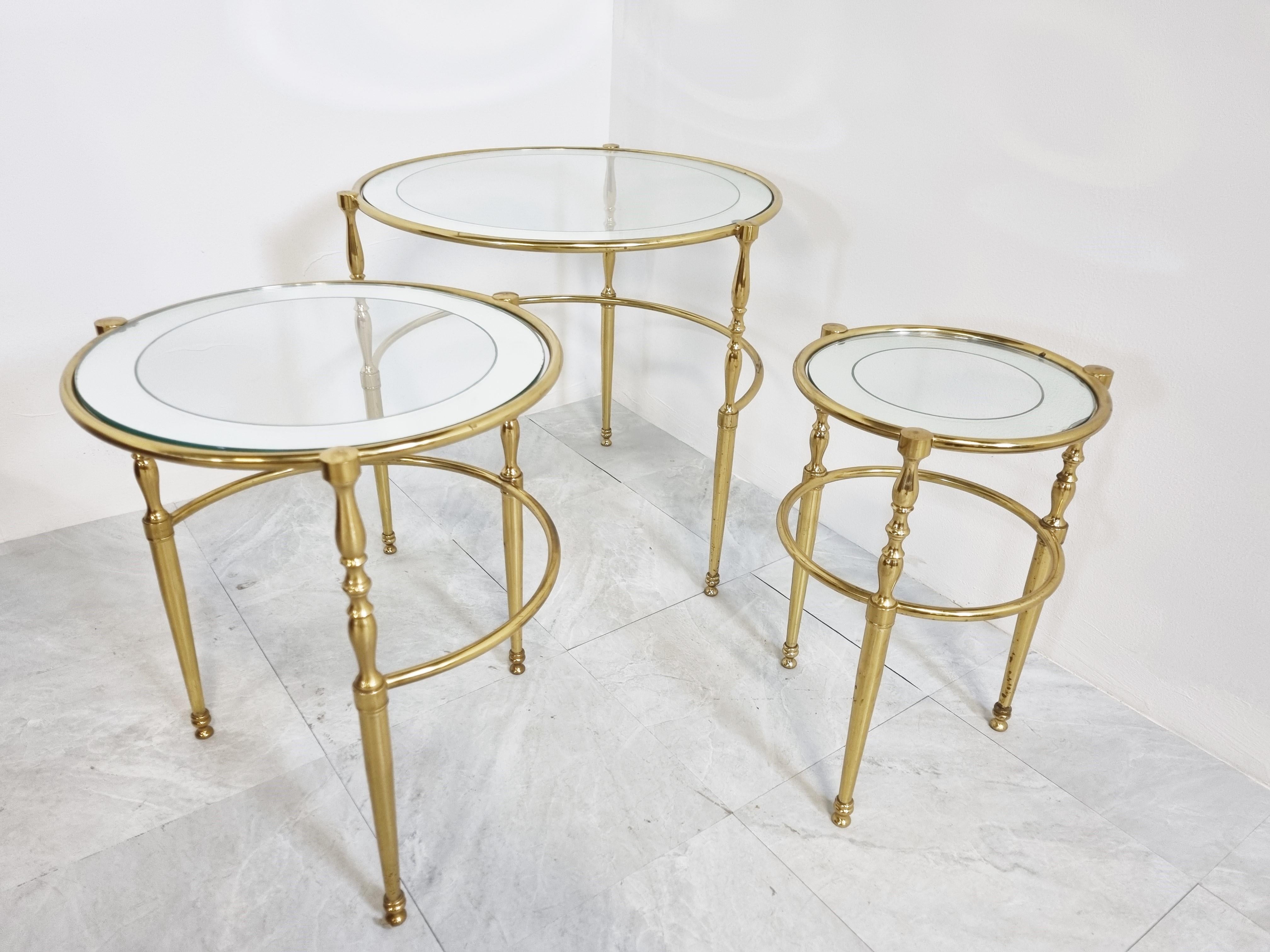 Set of Brass Neoclassical Nesting Tables, 1970s In Good Condition In HEVERLEE, BE