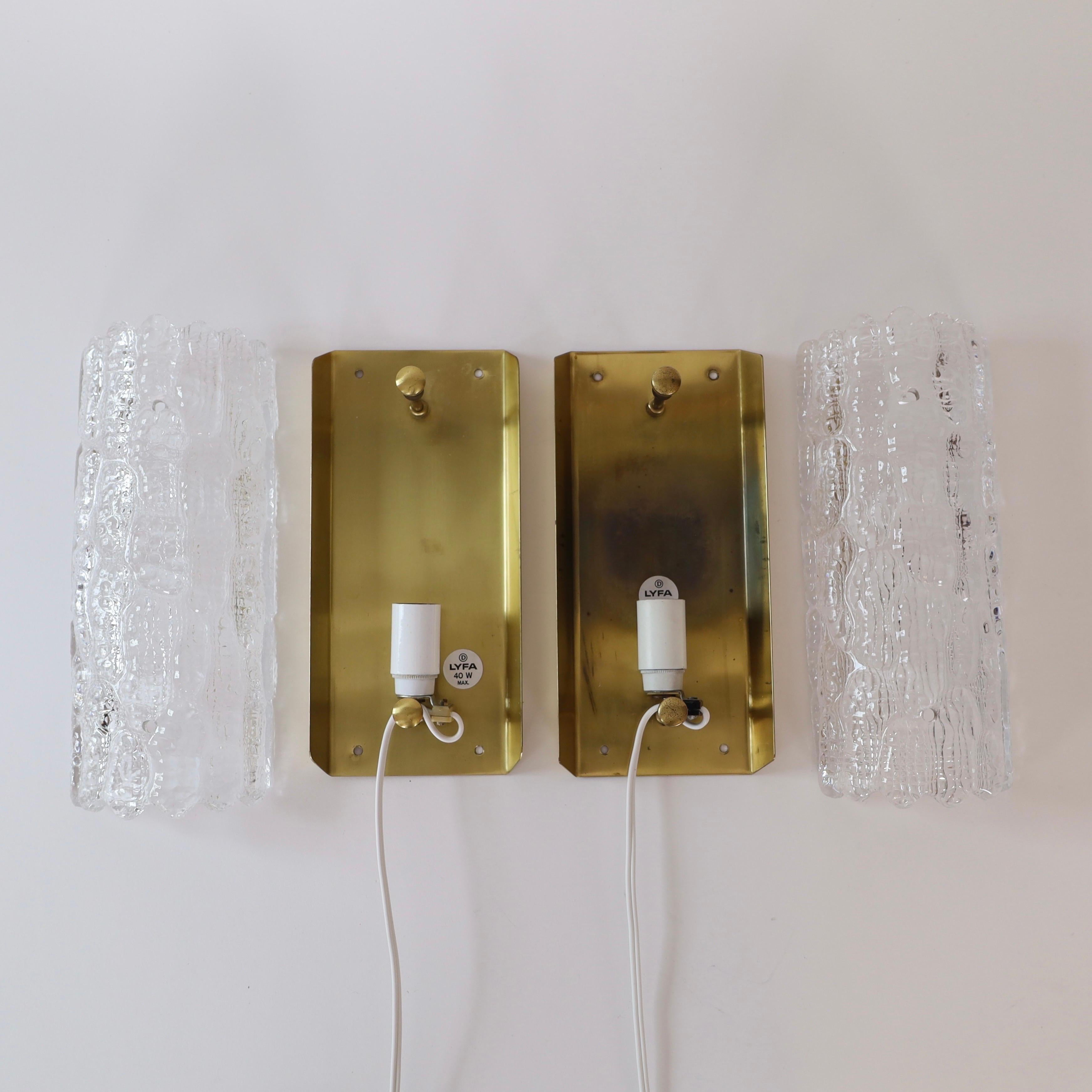 Set di lampade in ottone di Carl Fagerlund per Lyfa, anni '60, Danimarca in vendita 5