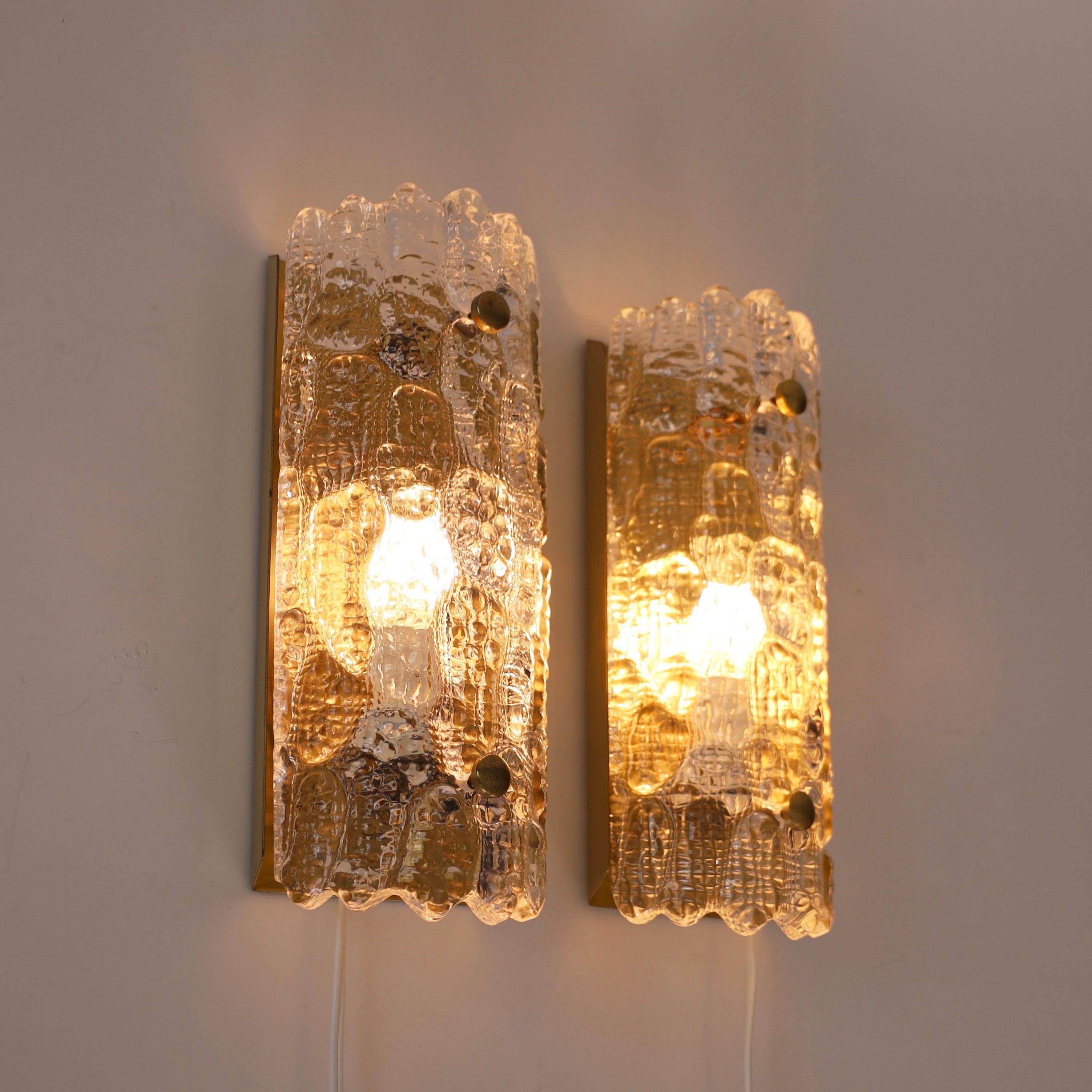 Danese Set di lampade in ottone di Carl Fagerlund per Lyfa, anni '60, Danimarca in vendita
