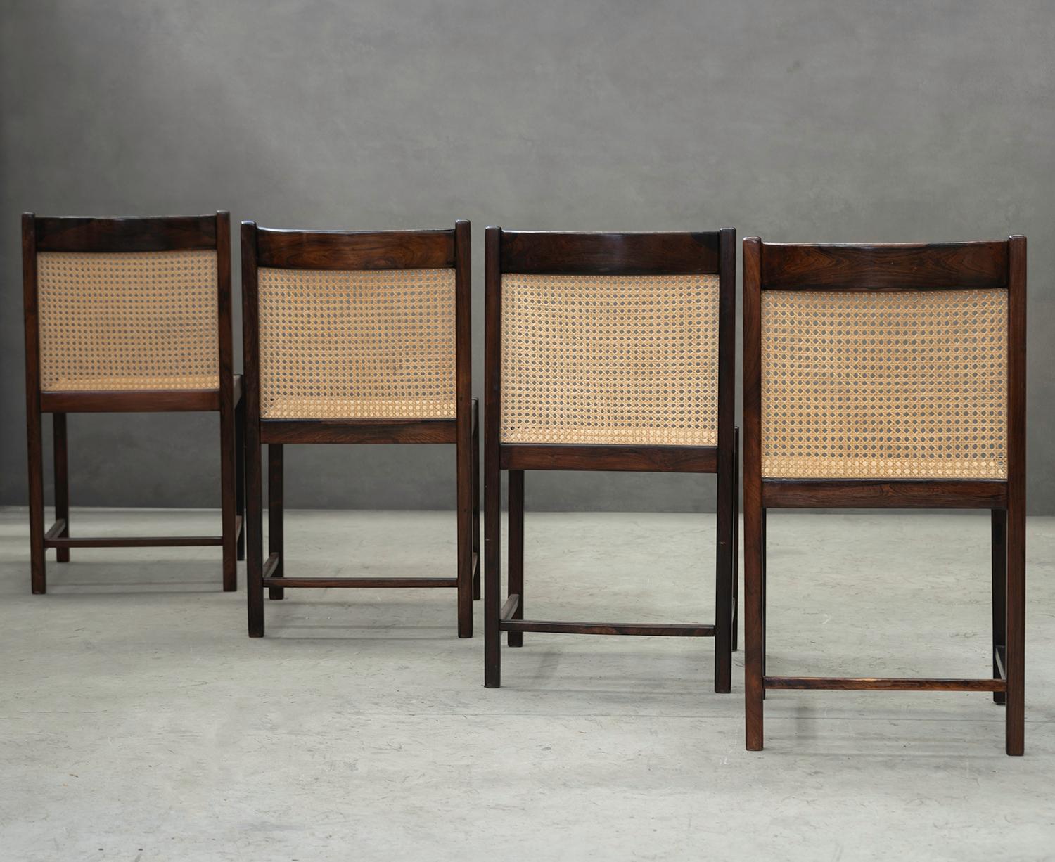 Set of Brazilian Rosewood and Straw Dining Chairs. Brazilian Midcentury Design For Sale 8