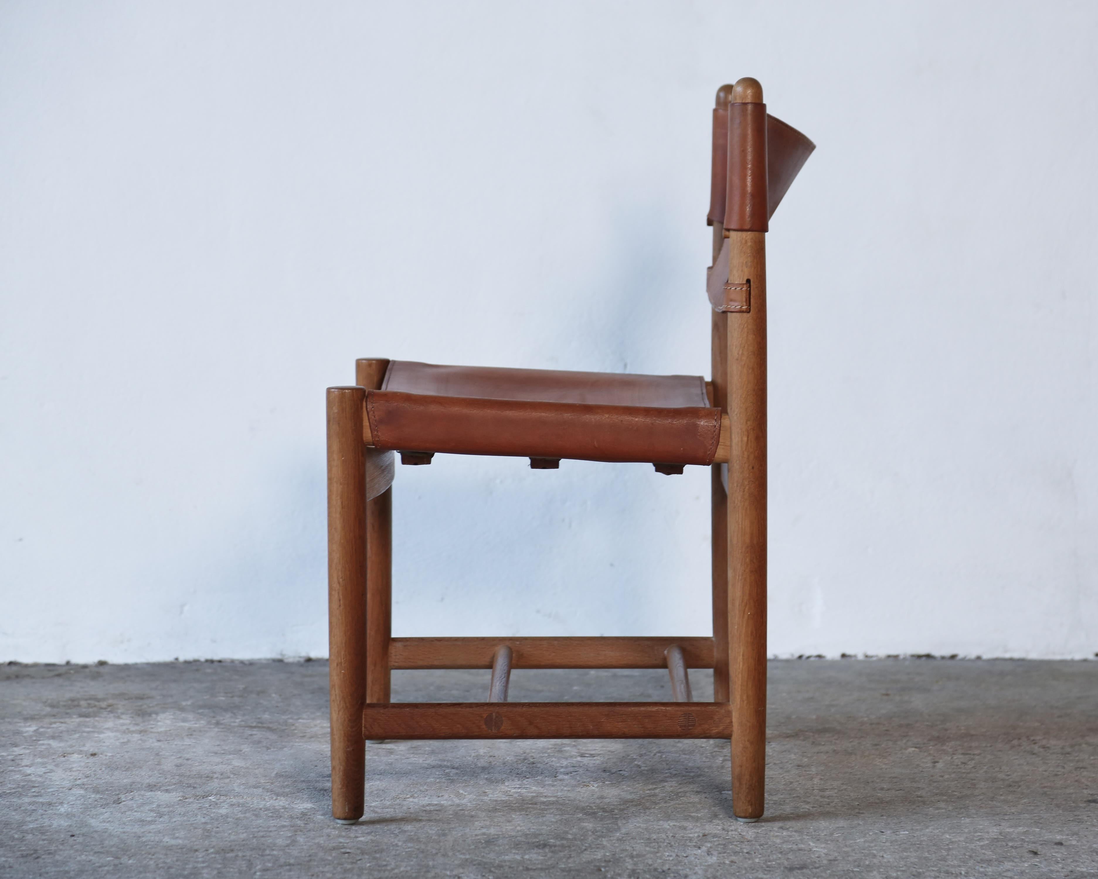 Set of Børge 'Borge' Mogensen Hunting Dining Chairs Model 3251, Denmark, 1960s For Sale 9