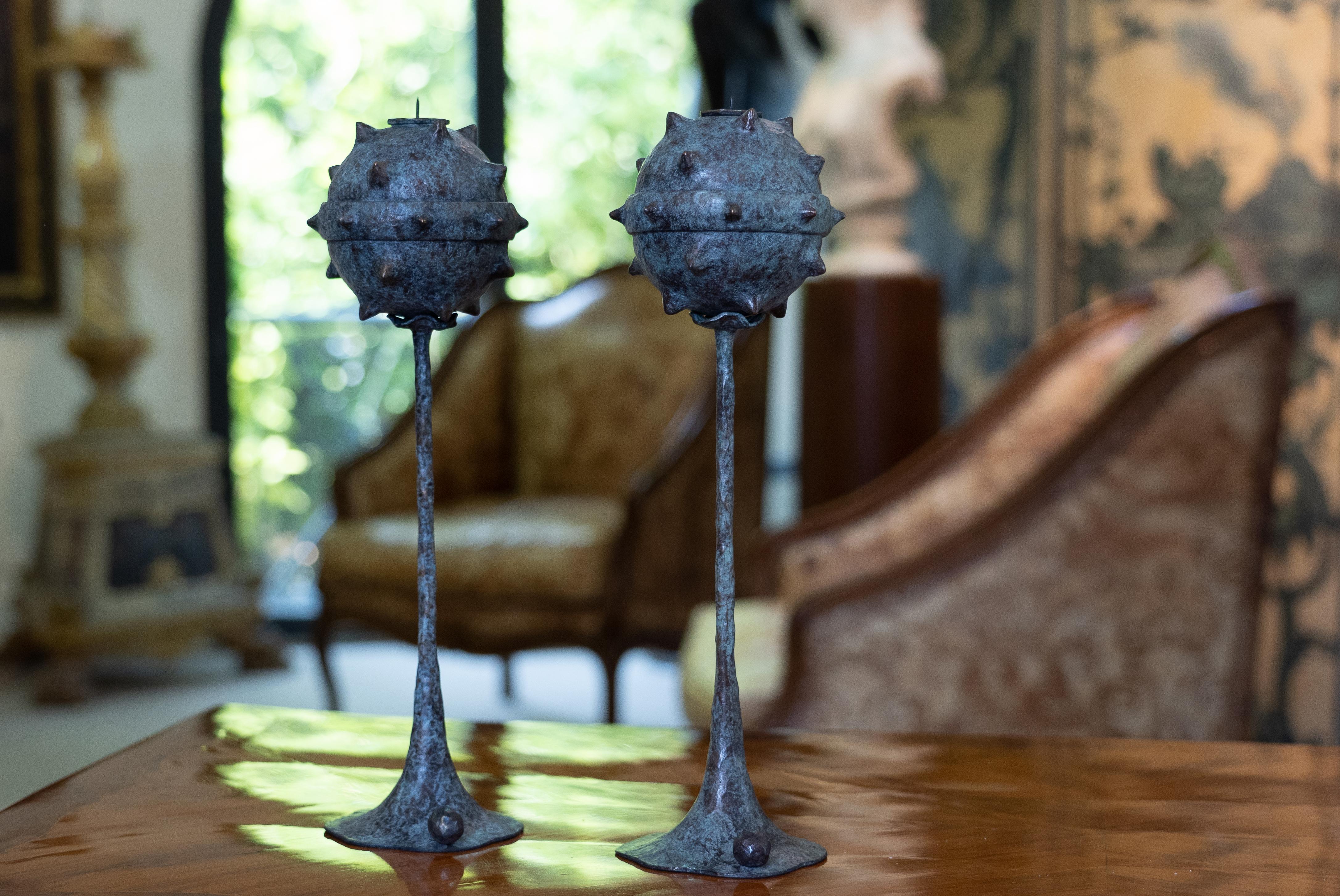 Set von Bronze-Kerzenständern „Roma“ Kollektion 'VG' Primus, kleine limitierte Auflage (Sonstiges) im Angebot