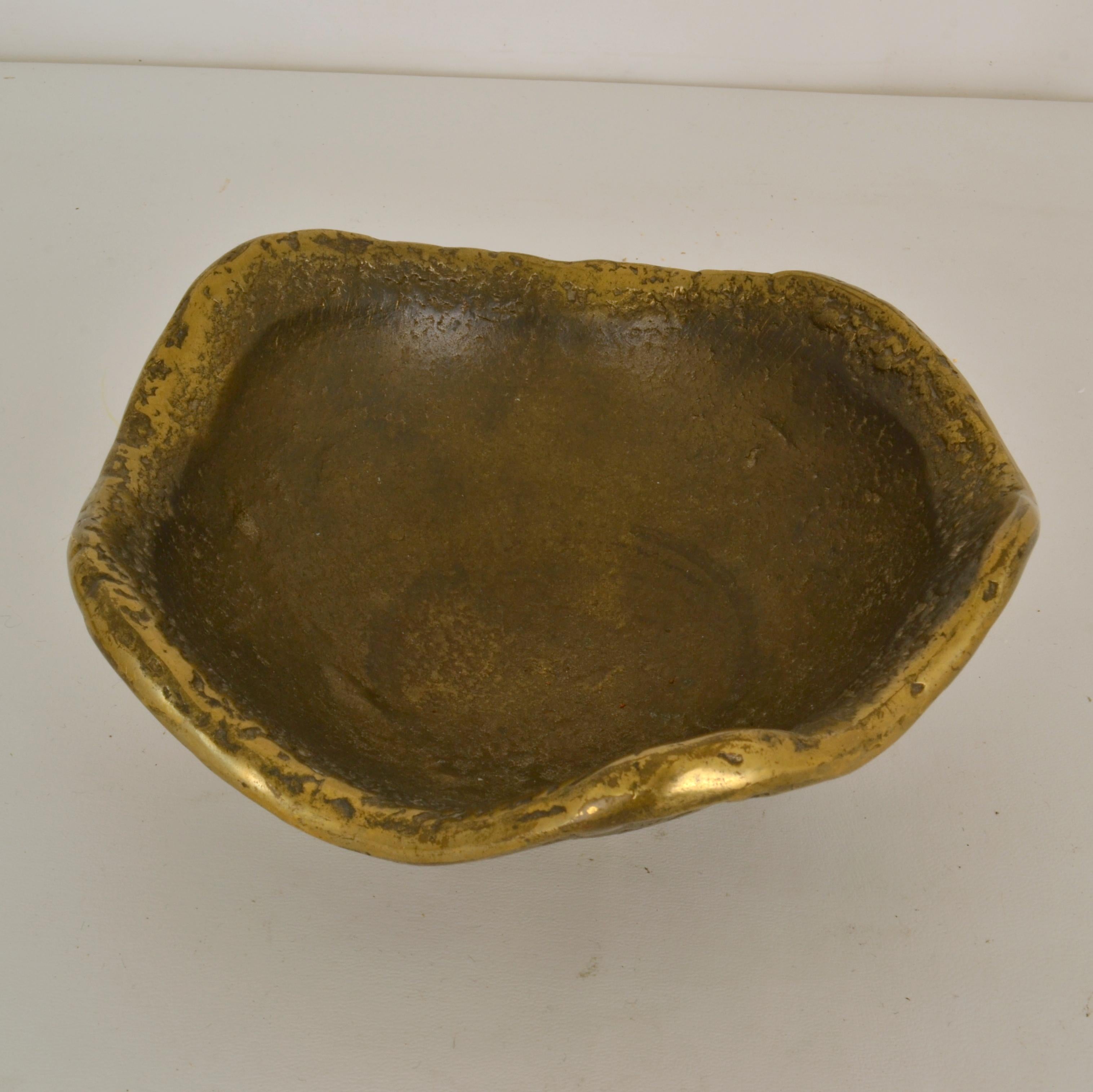 Set of Bronze Decorative Bowls 2