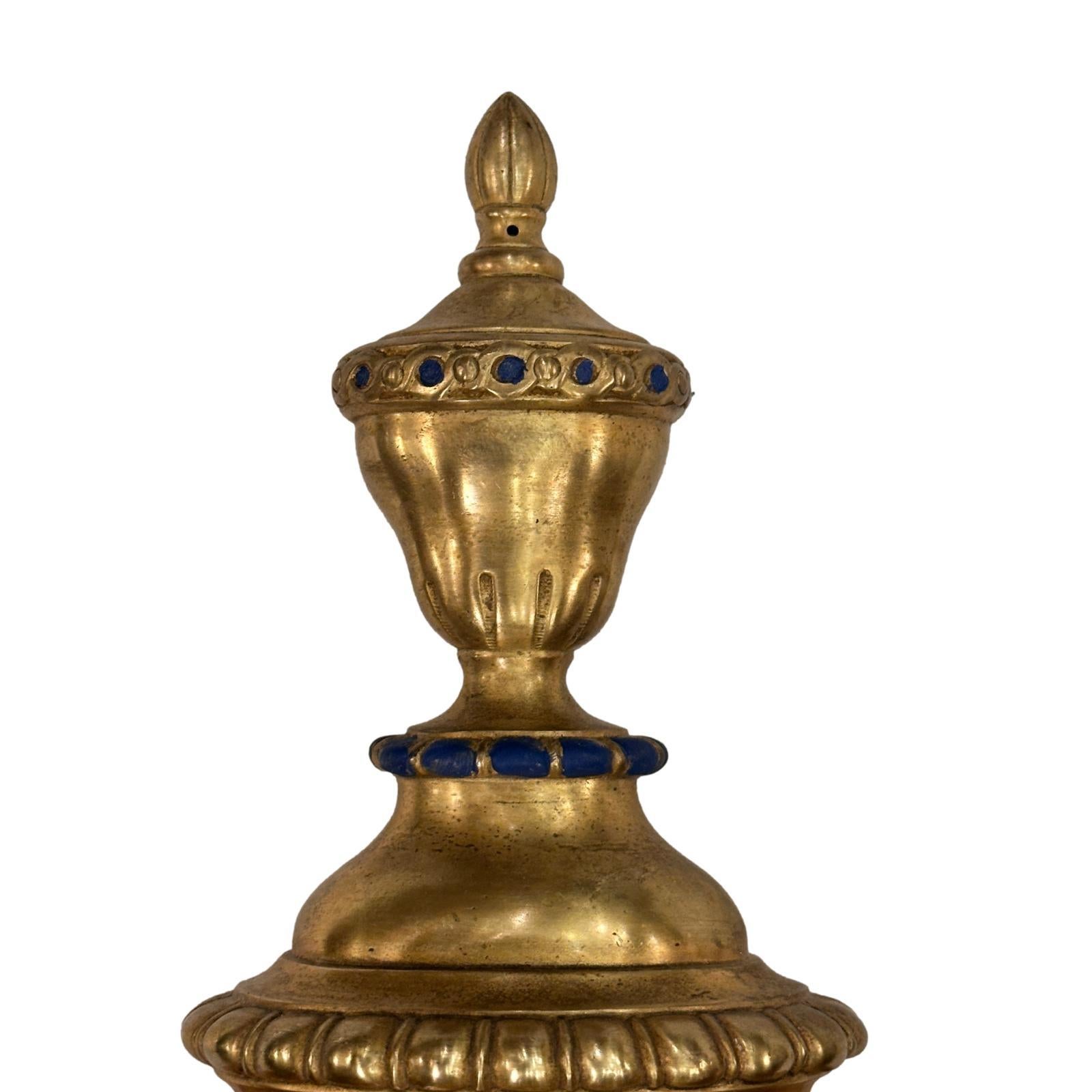 Set di lampade inglesi in bronzo, vendute a coppia In condizioni buone in vendita a New York, NY